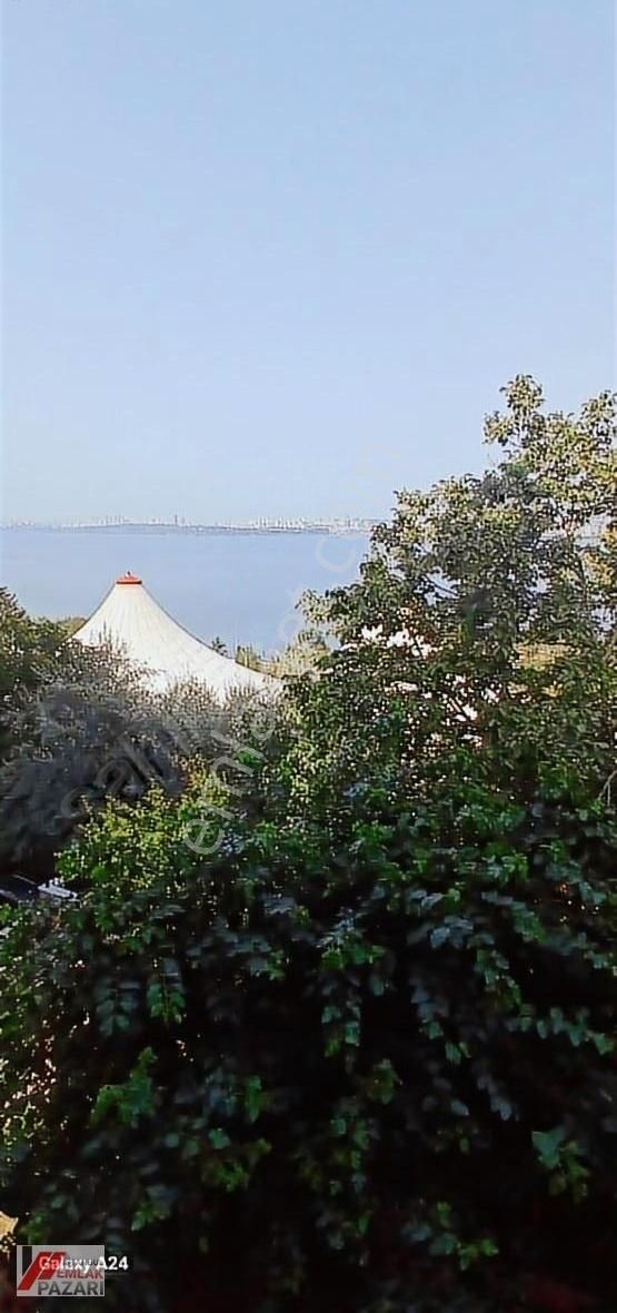 Avcılar Gümüşpala'da Göl Manzaralı 2+1 Kiralık Daire