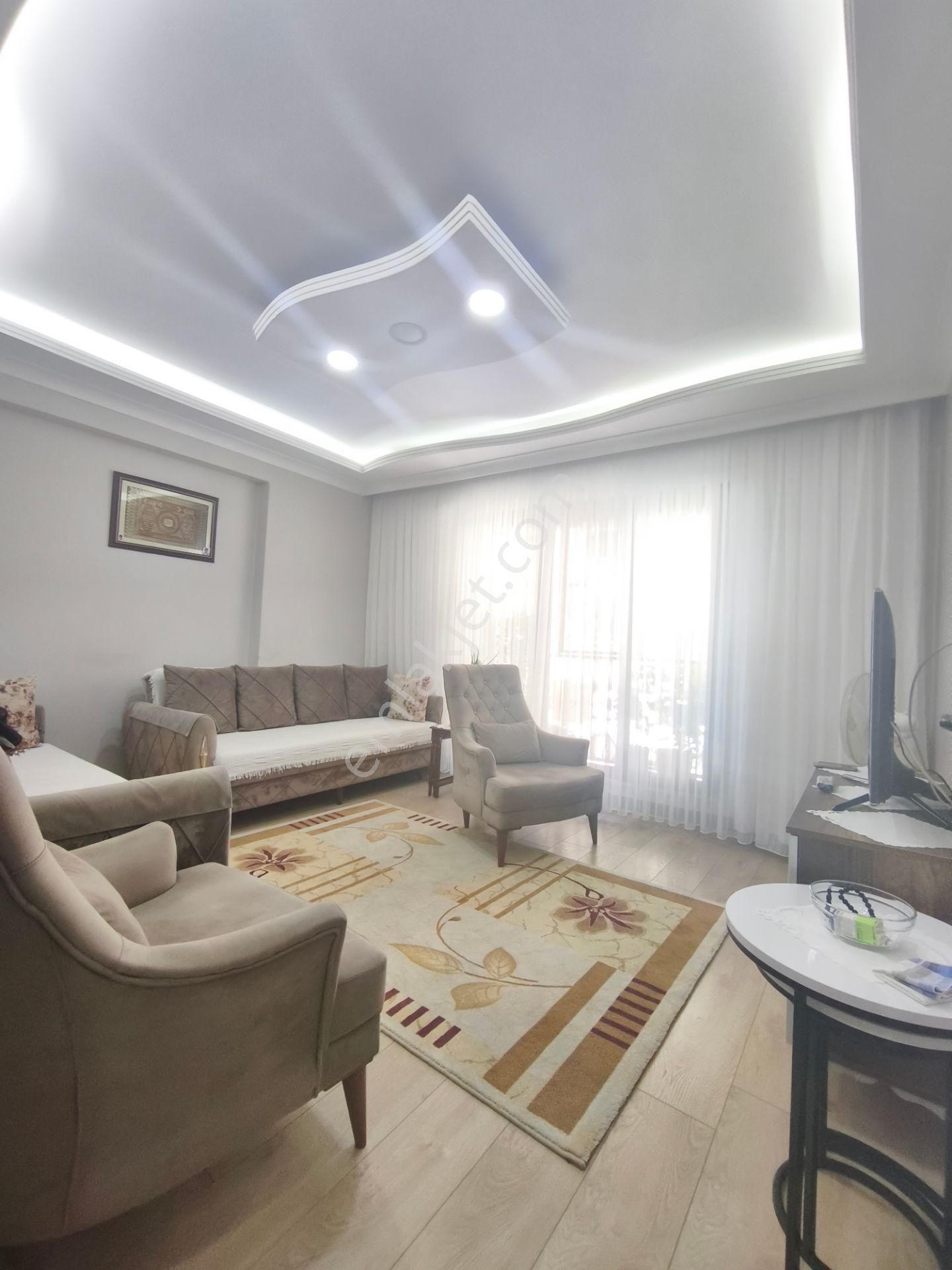 Uygun Fiyata Geniş Yüksek Giriş Daire Saadetdere