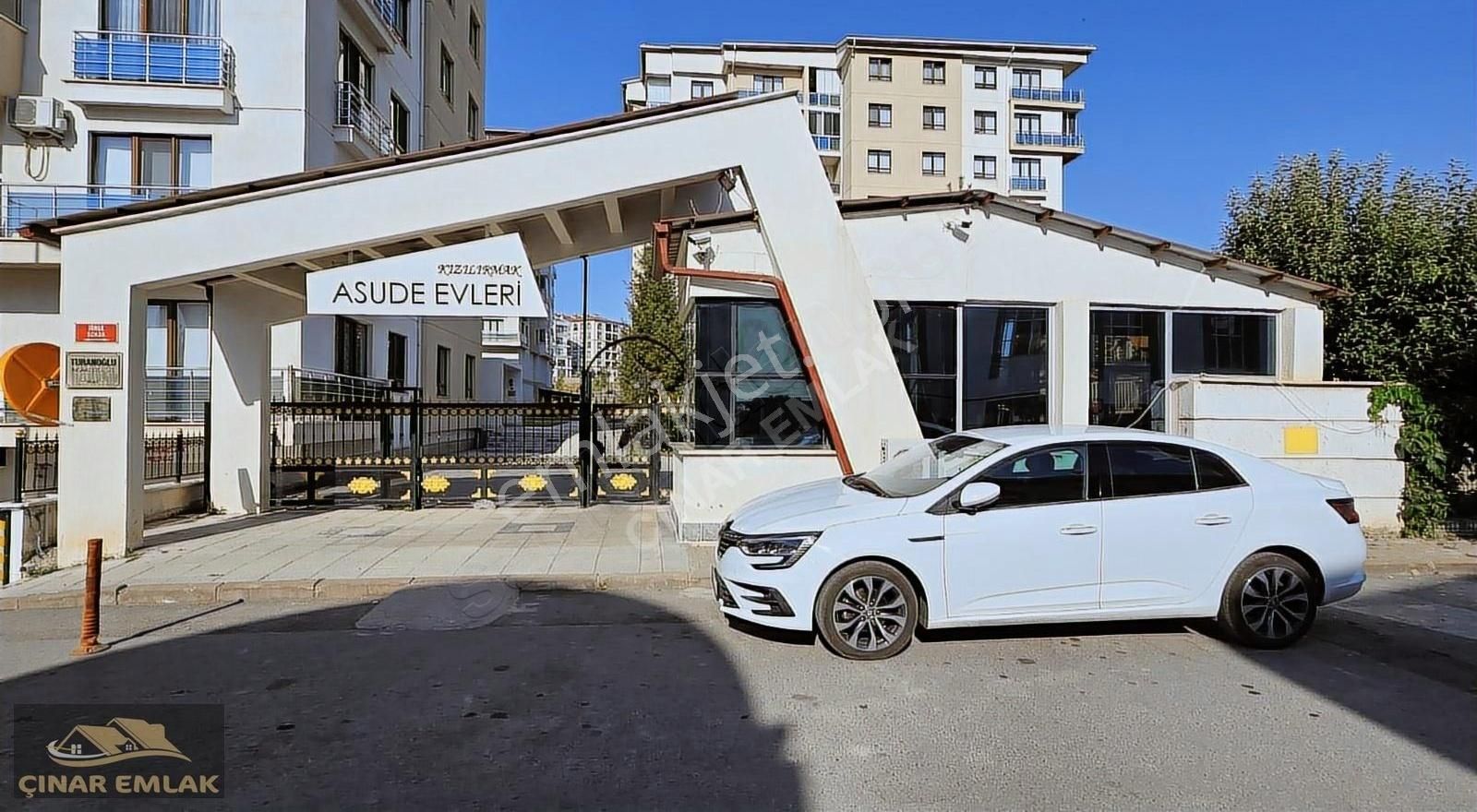 Çınar Emlak'tan Eğriköprü Asude Evlerde Satılık 4+1 Daire