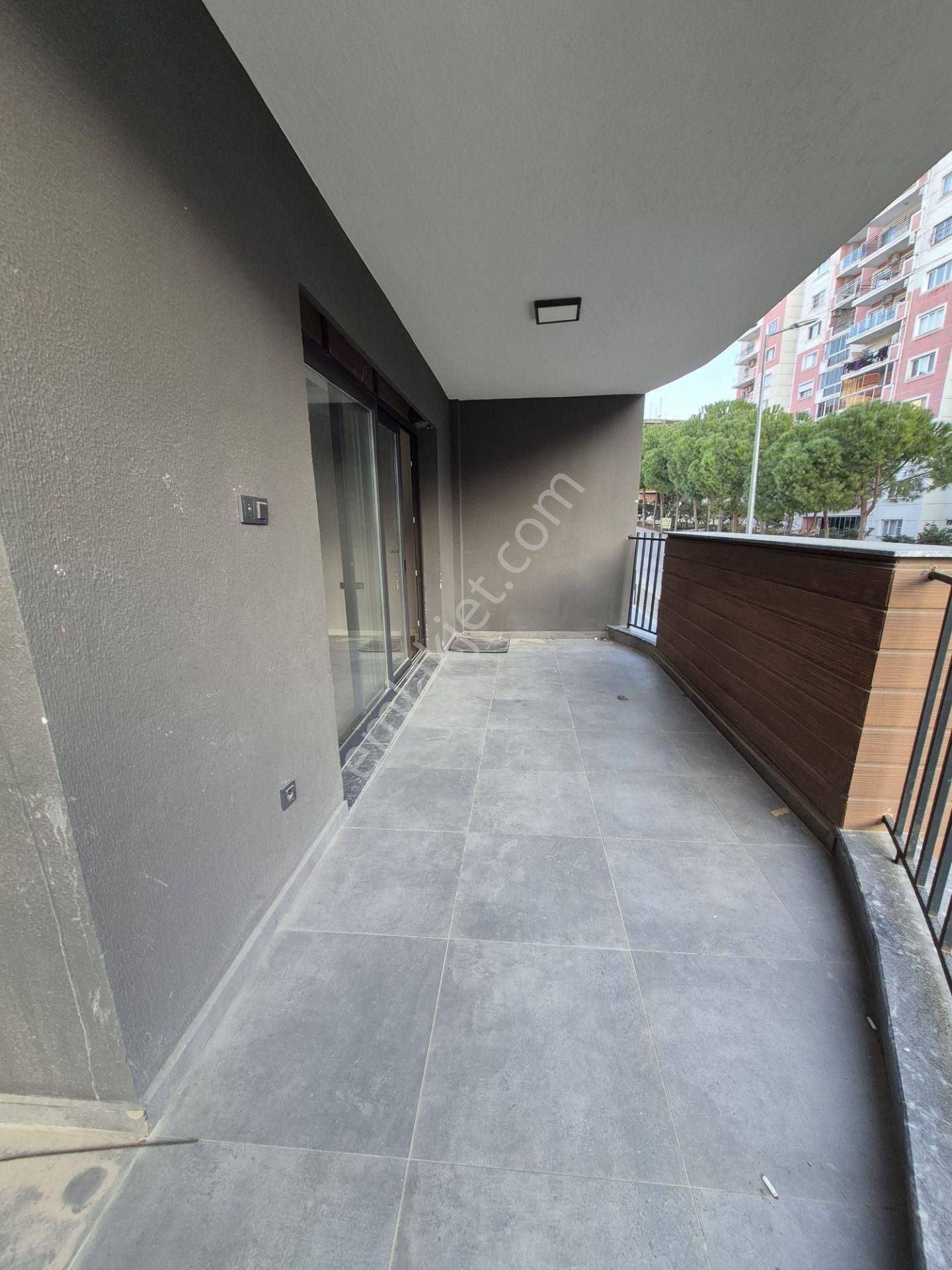 Kuşadası'nda Konforlu Yaşayabileceğiniz, Havuzlu, Rezidans Daire - Görsel 29