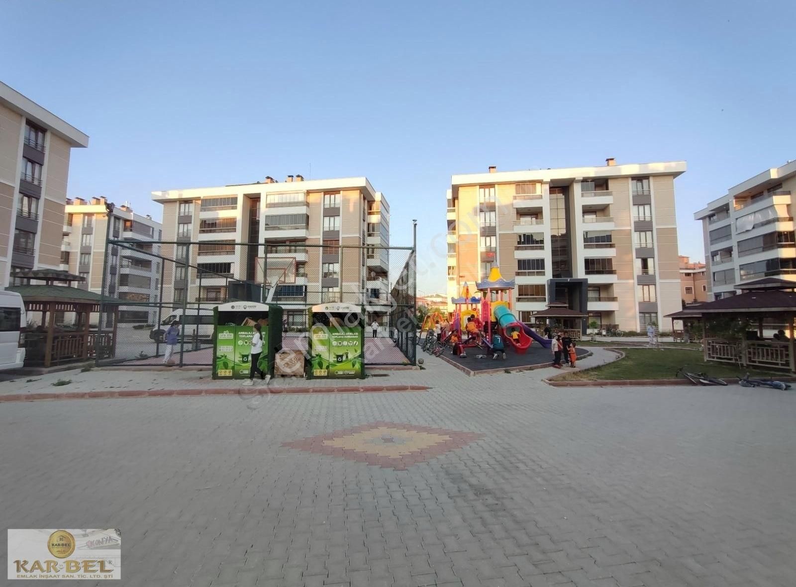 Karatay Kerim Dede Konutları Satılık 3+1 135 M Bakımlı Daire