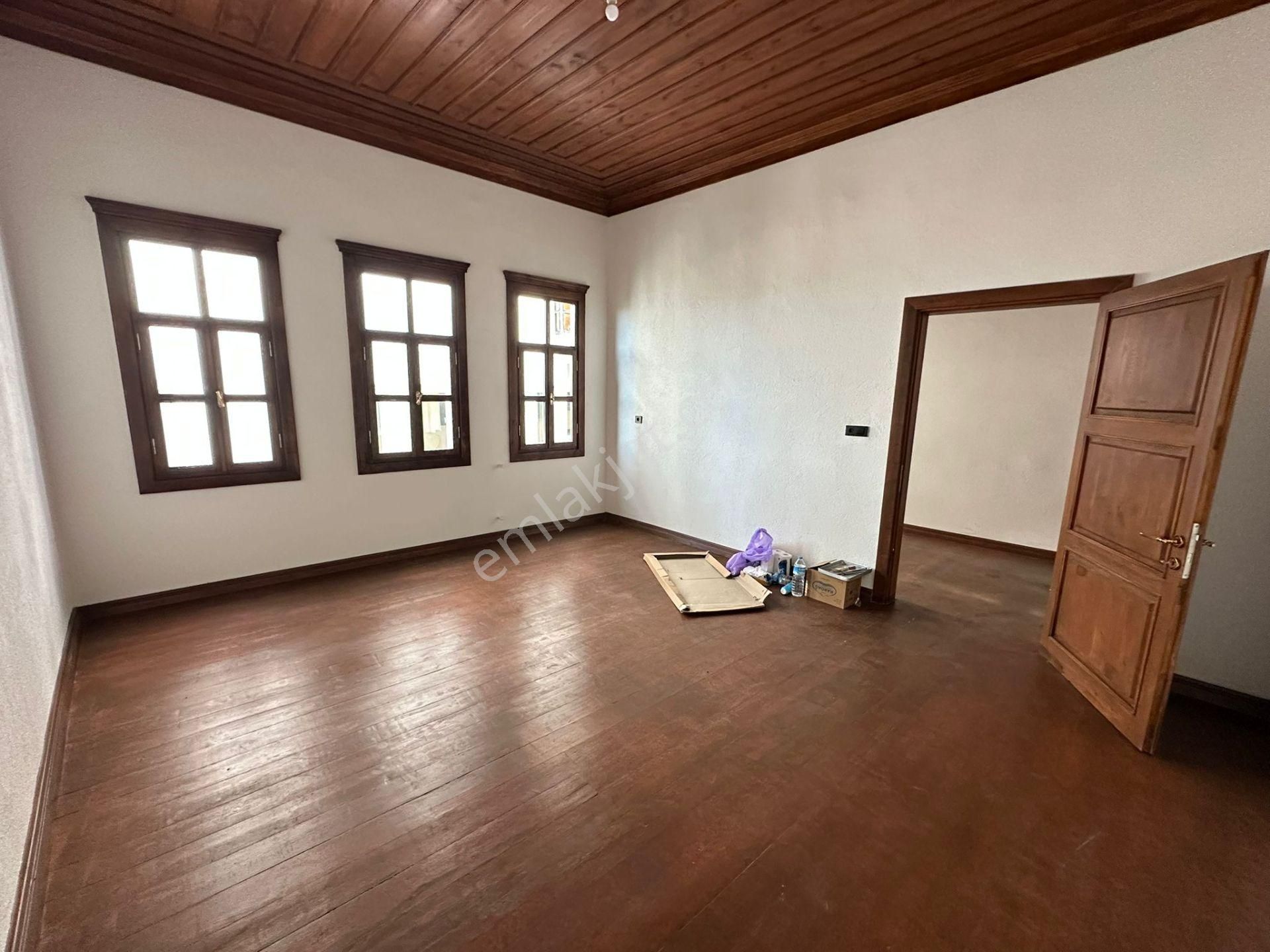 Trabzon Ortahisar Pazarkapı Satılık Tarihi Bina - Görsel 17