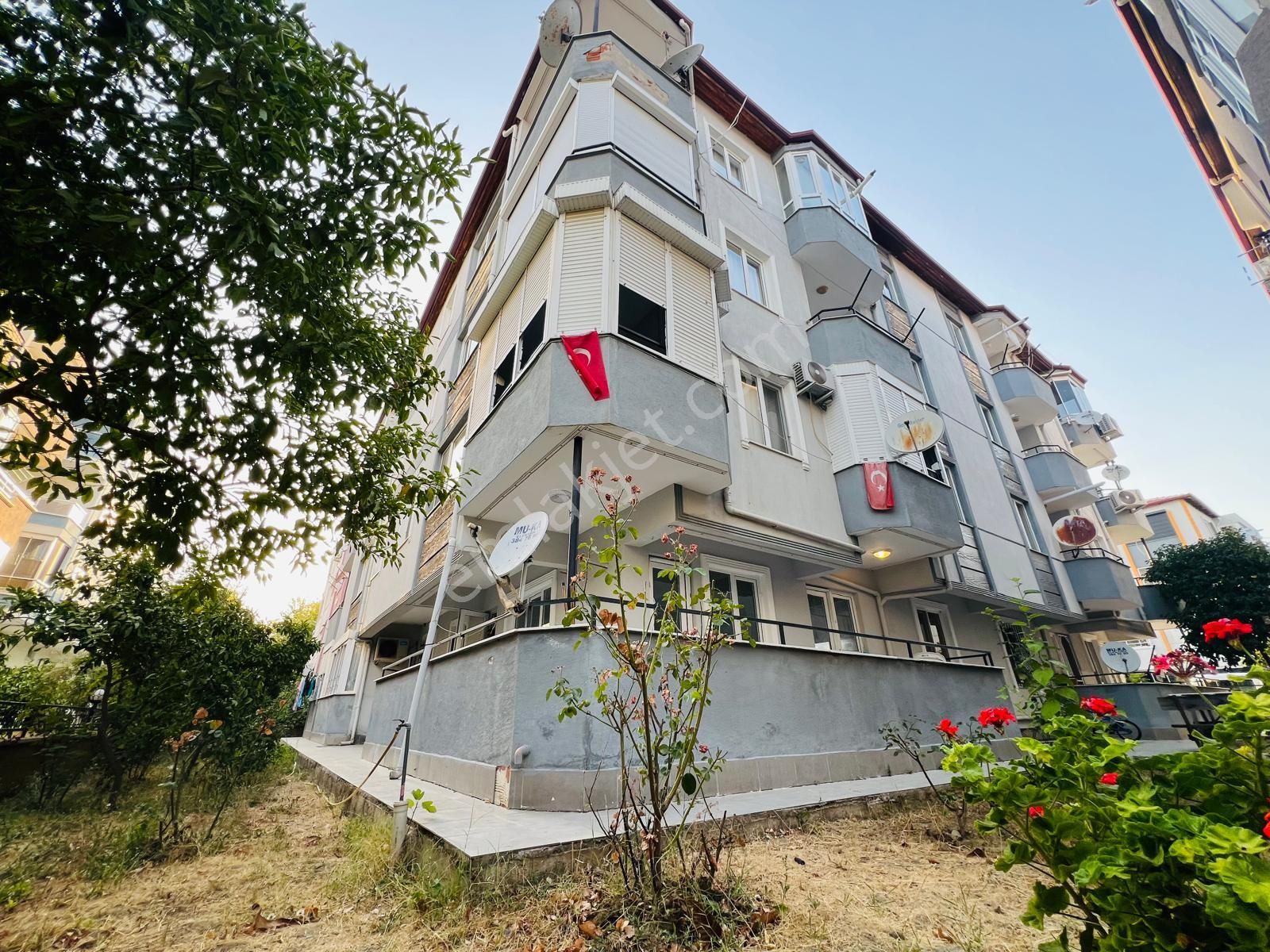 Cantandan Akçay Altınkumda Yüksek Giriş Denize 800m Fırsat Daire
