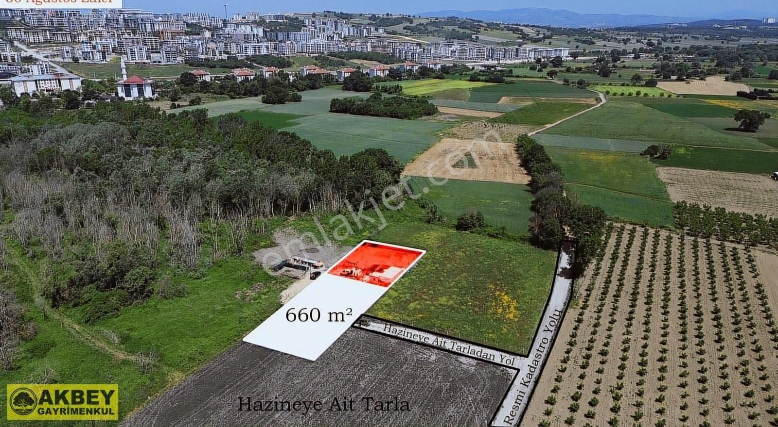 Akbey'den Kayapa'da Yolu Olan 660m² Satılık 1/2 Hisse