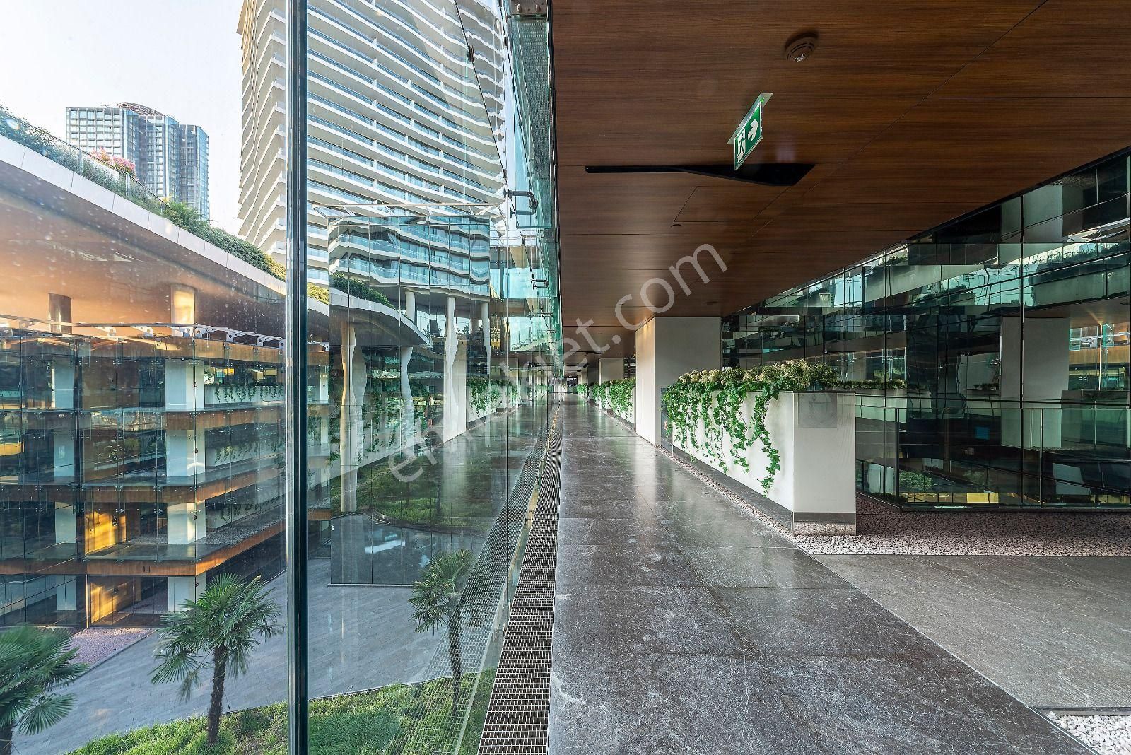 Zorlu Center 'da Kiralık 300m2 Özel Dekorasyonlu Daire - Görsel 5