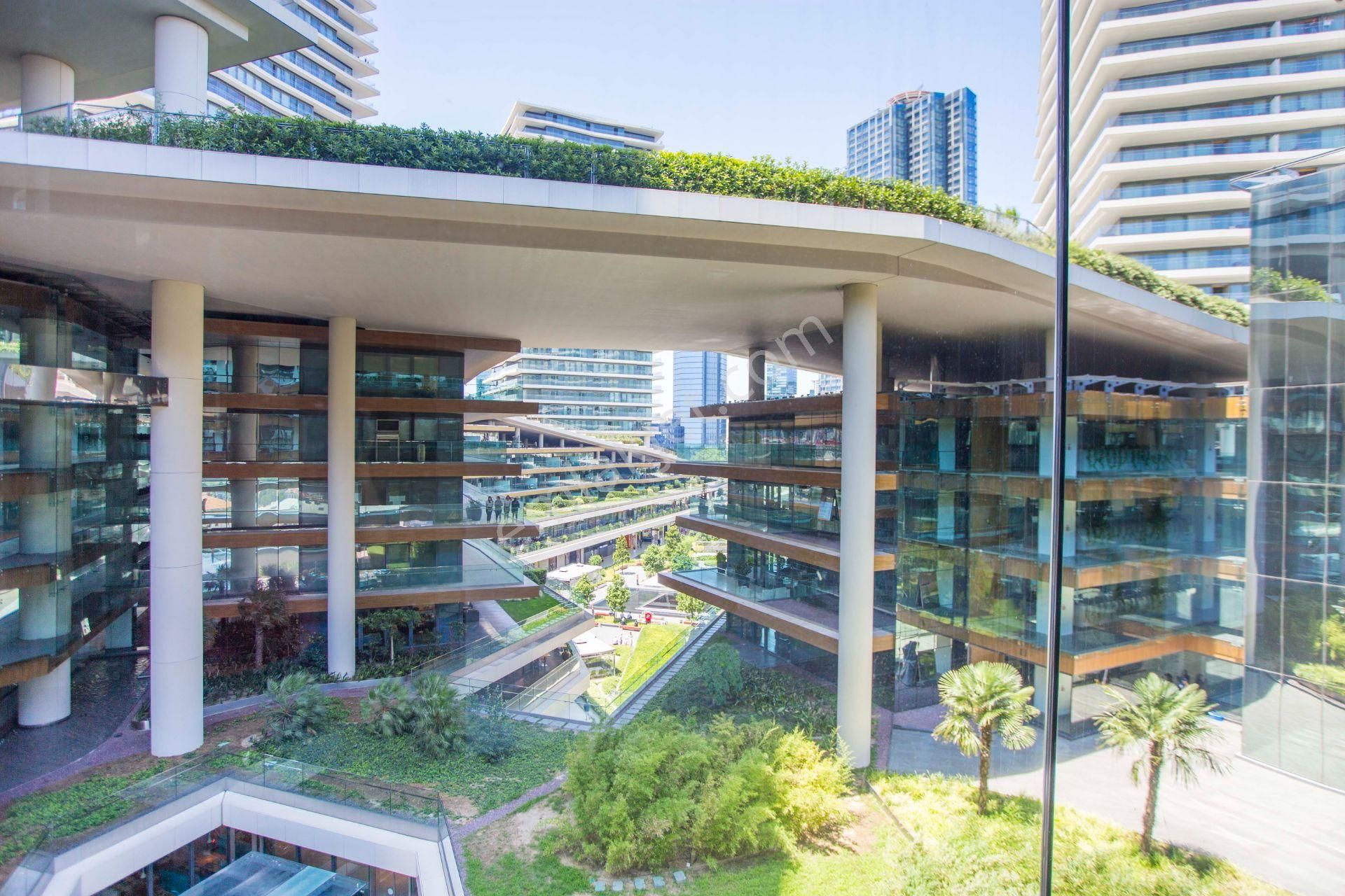 Zorlu Center 'da Kiralık 300m2 Özel Dekorasyonlu Daire - Görsel 2