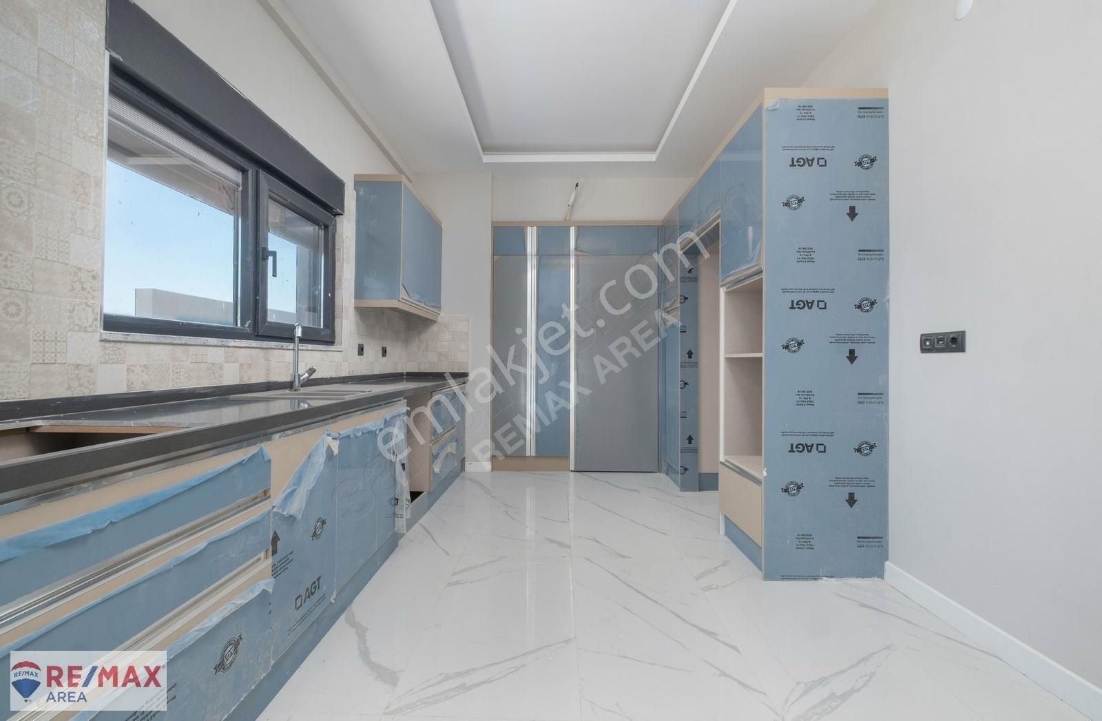 Remax Area Dan Gümüştepe De Satılık 5+2 Geniş Bahçeli Villa - Görsel 9