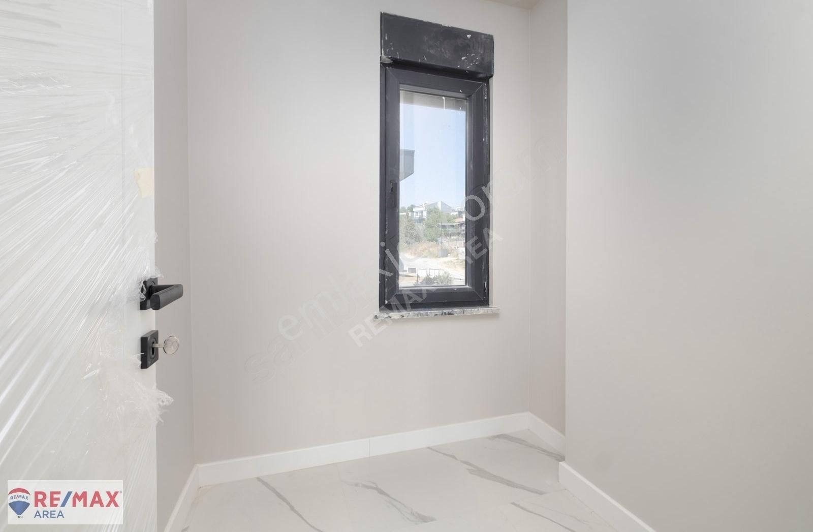 Remax Area Dan Gümüştepe De Satılık 5+2 Geniş Bahçeli Villa - Görsel 10