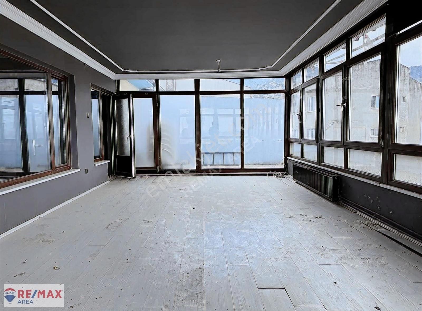 Remax Area Dan Abdal Simit Fırını Yanı Çarşıda Satılık 2+1 Daire - Görsel 26