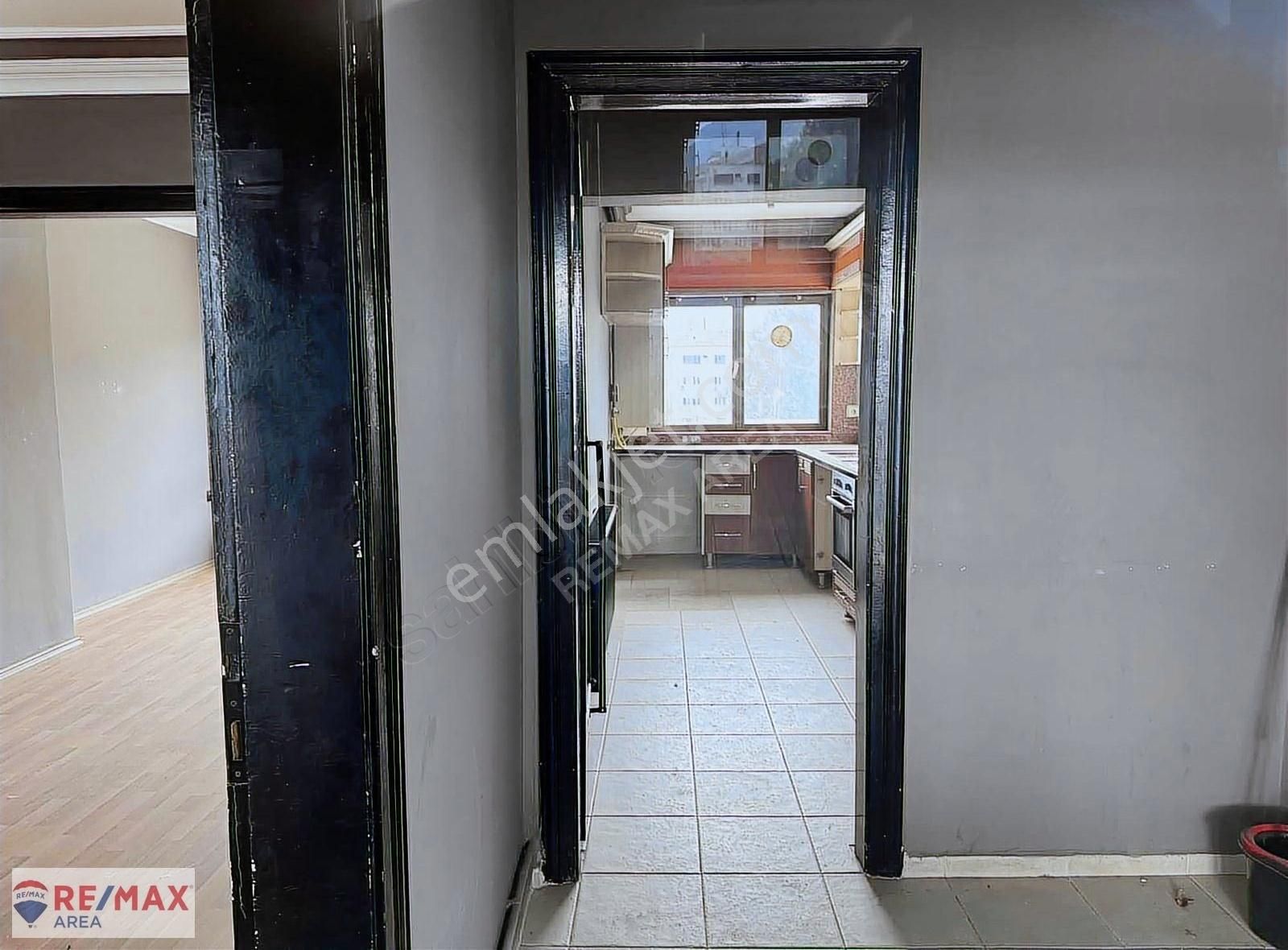 Remax Area Dan Abdal Simit Fırını Yanı Çarşıda Satılık 2+1 Daire - Görsel 6