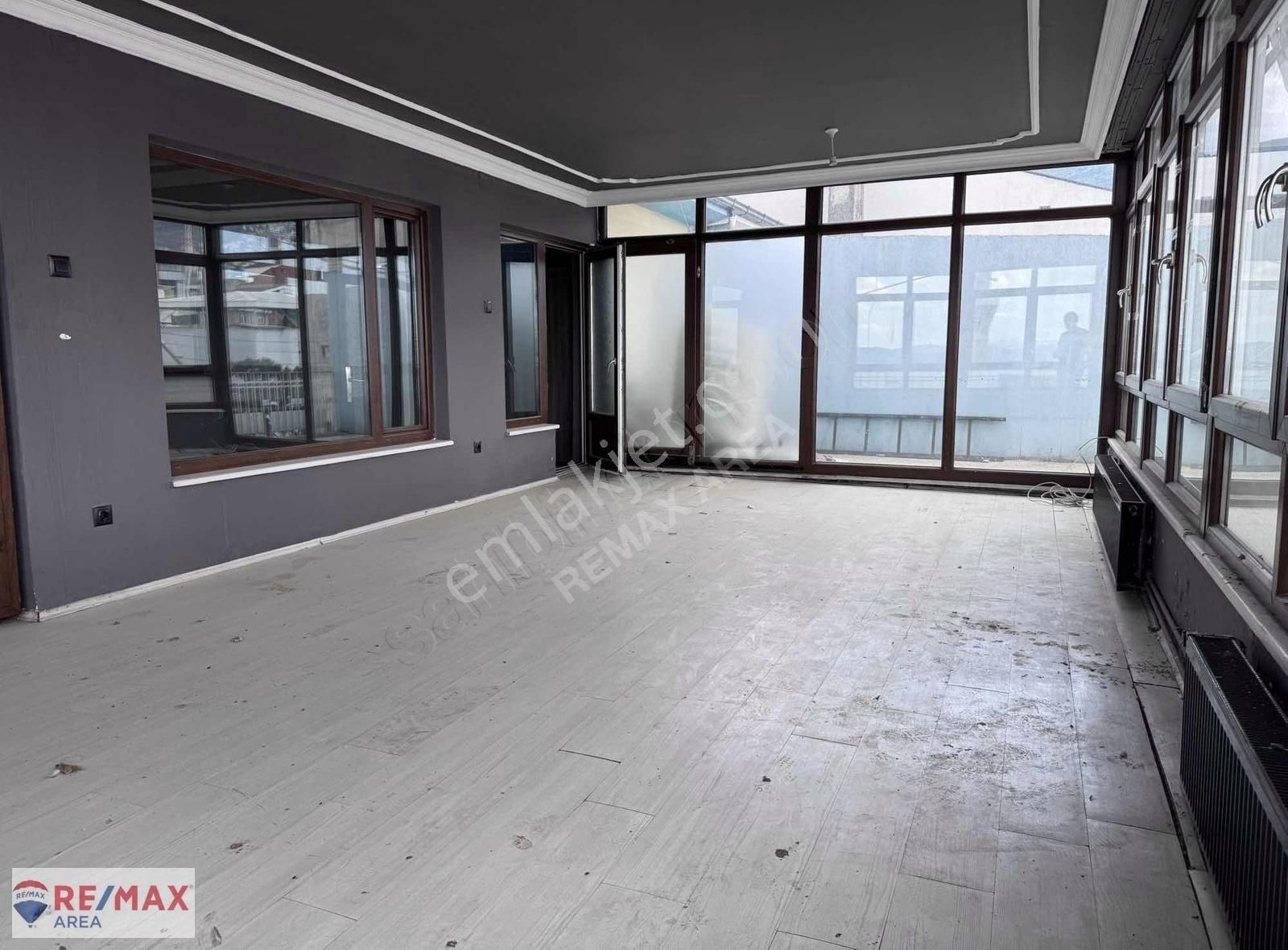 Remax Area Dan Abdal Simit Fırını Yanı Çarşıda Satılık 2+1 Daire - Görsel 19