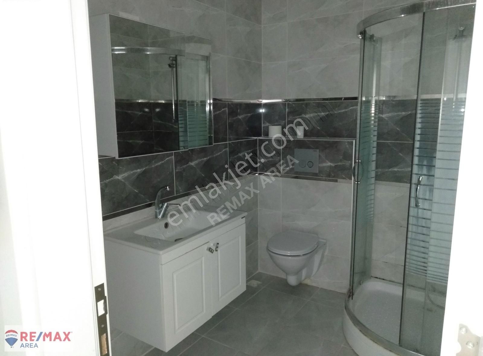 Remax Area'dan Dumlupınar Mah'de 2+1 Site İçi Dublex Daire - Görsel 4