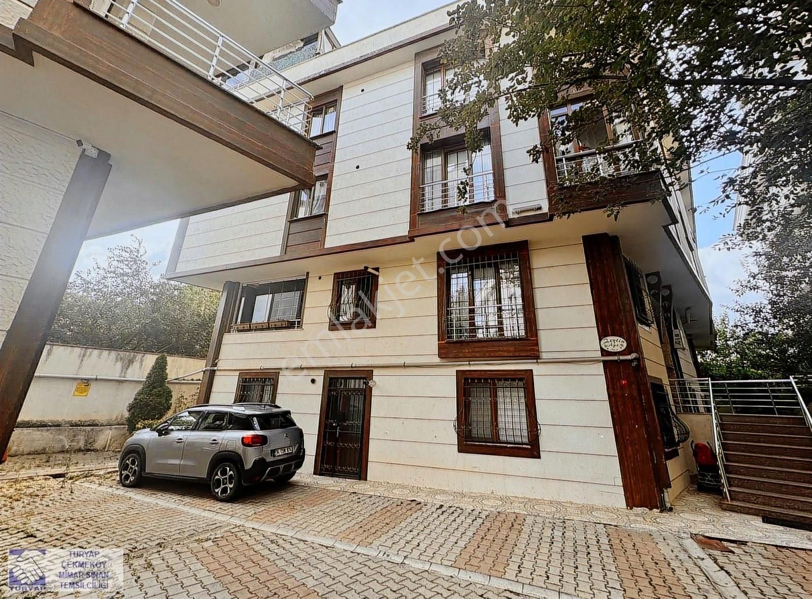 Çekmeköy Merkez Mahallesinde Kiralık 1+1 Full Eşyalı Daire