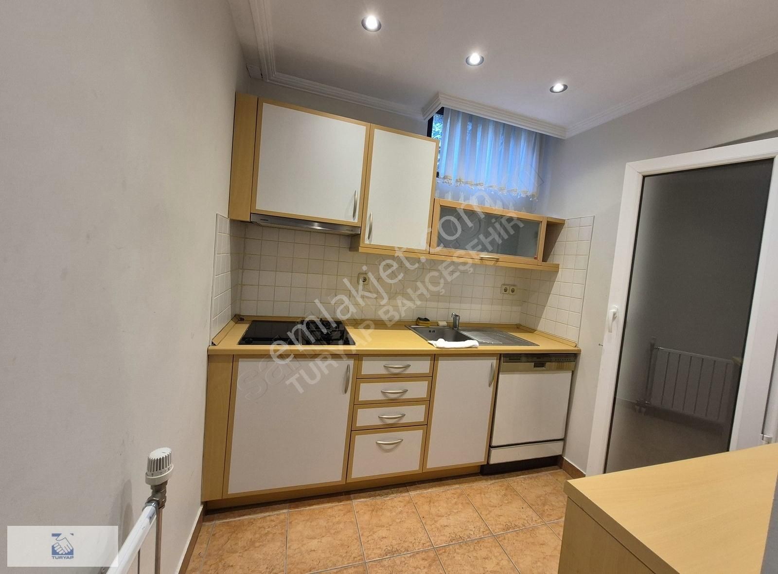 Bahçeşehir Badem Adası A Tipi 3+2 Kiralık Villa - Görsel 31