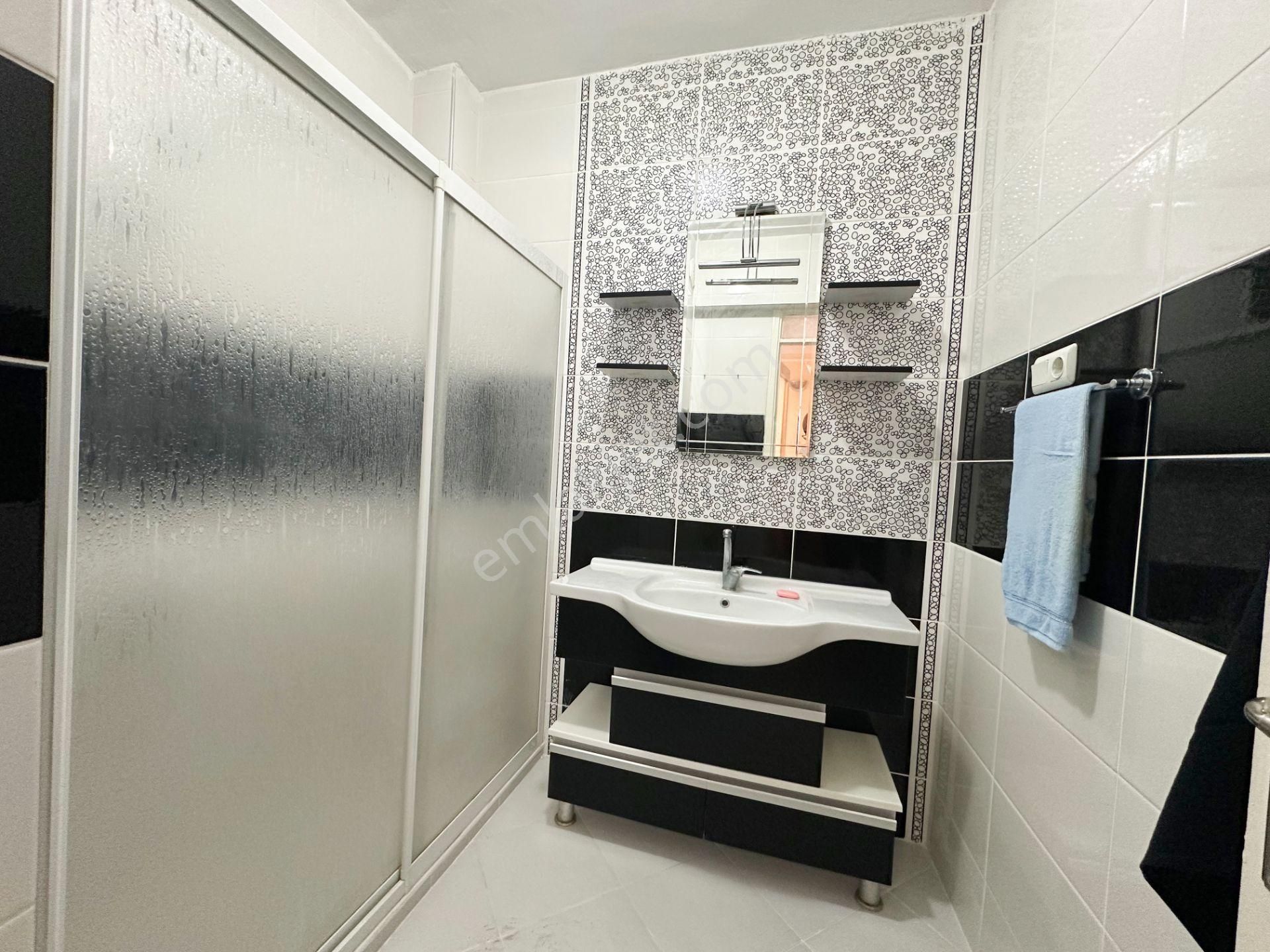 Denize Sıfır Yat Limanı 2+1 Geniş Balkonlu Asansörlü - Görsel 19