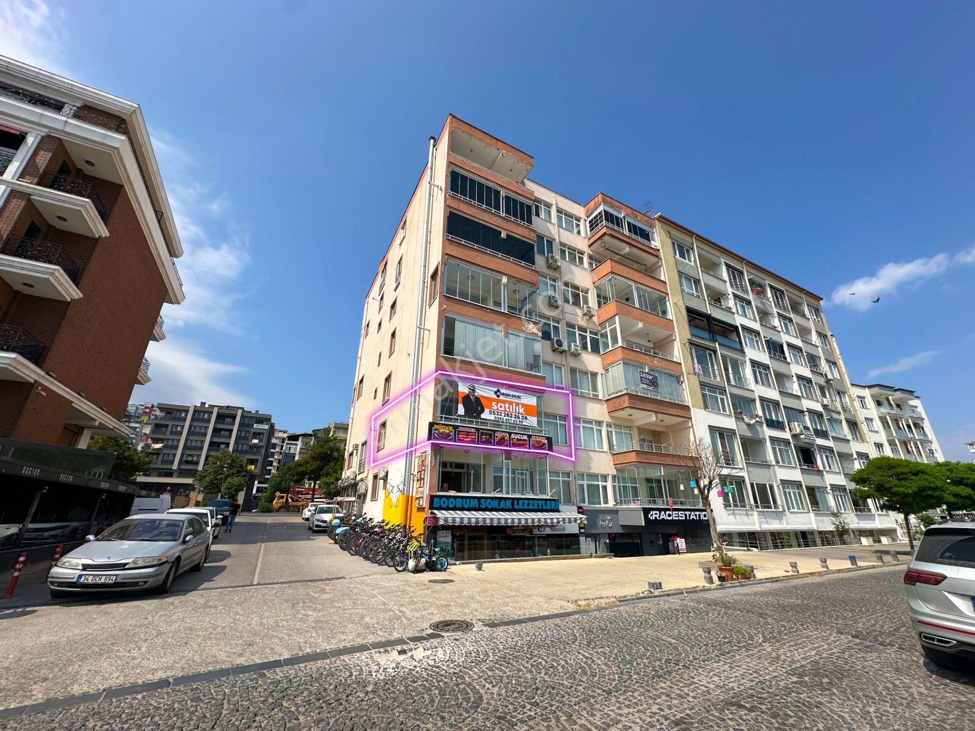 Denize Sıfır Yat Limanı 2+1 Geniş Balkonlu Asansörlü - Görsel 24