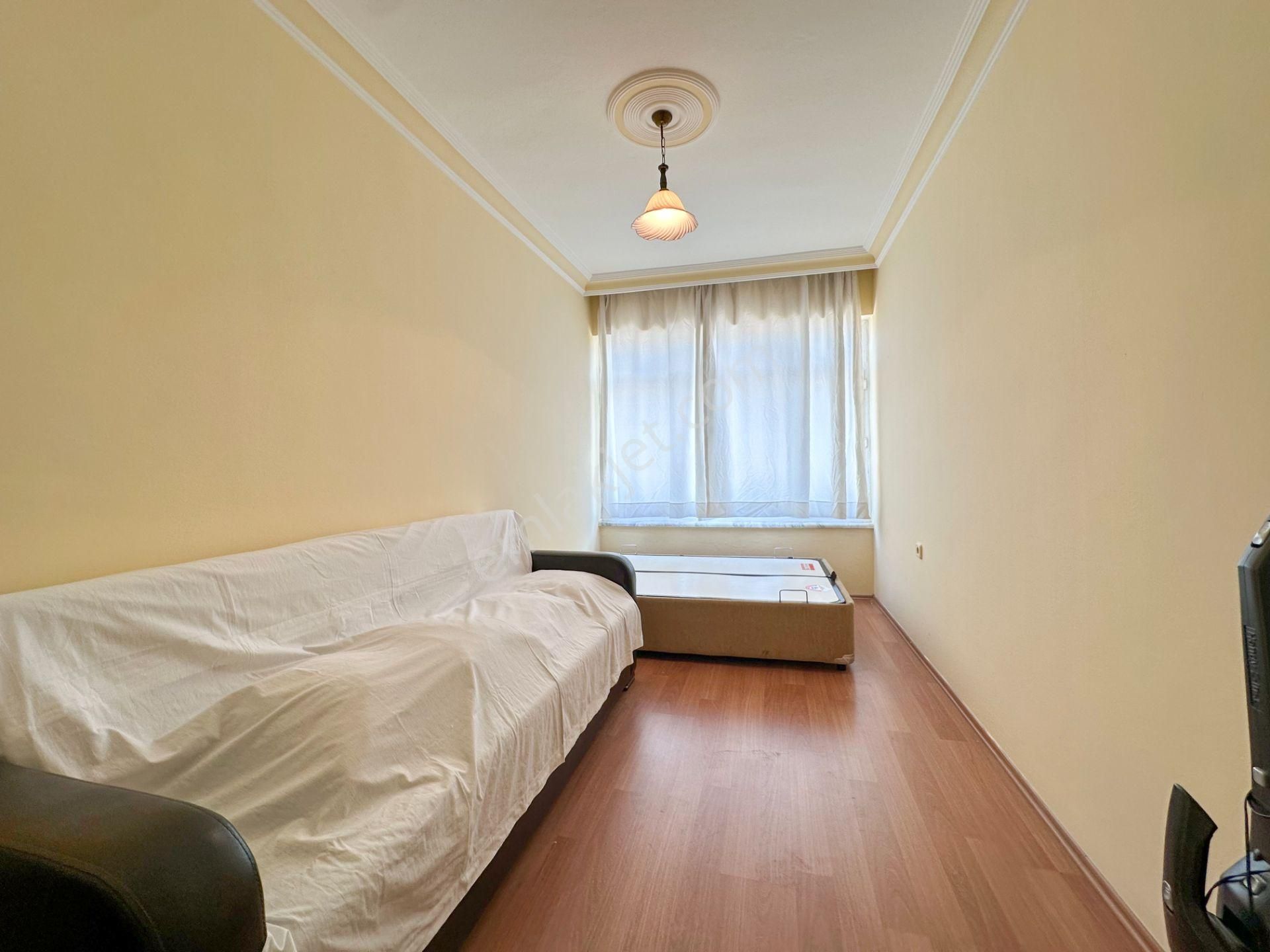 Denize Sıfır Yat Limanı 2+1 Geniş Balkonlu Asansörlü - Görsel 16