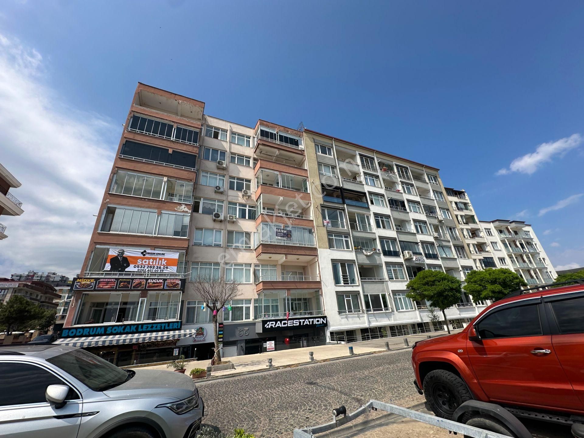 Denize Sıfır Yat Limanı 2+1 Geniş Balkonlu Asansörlü - Görsel 22