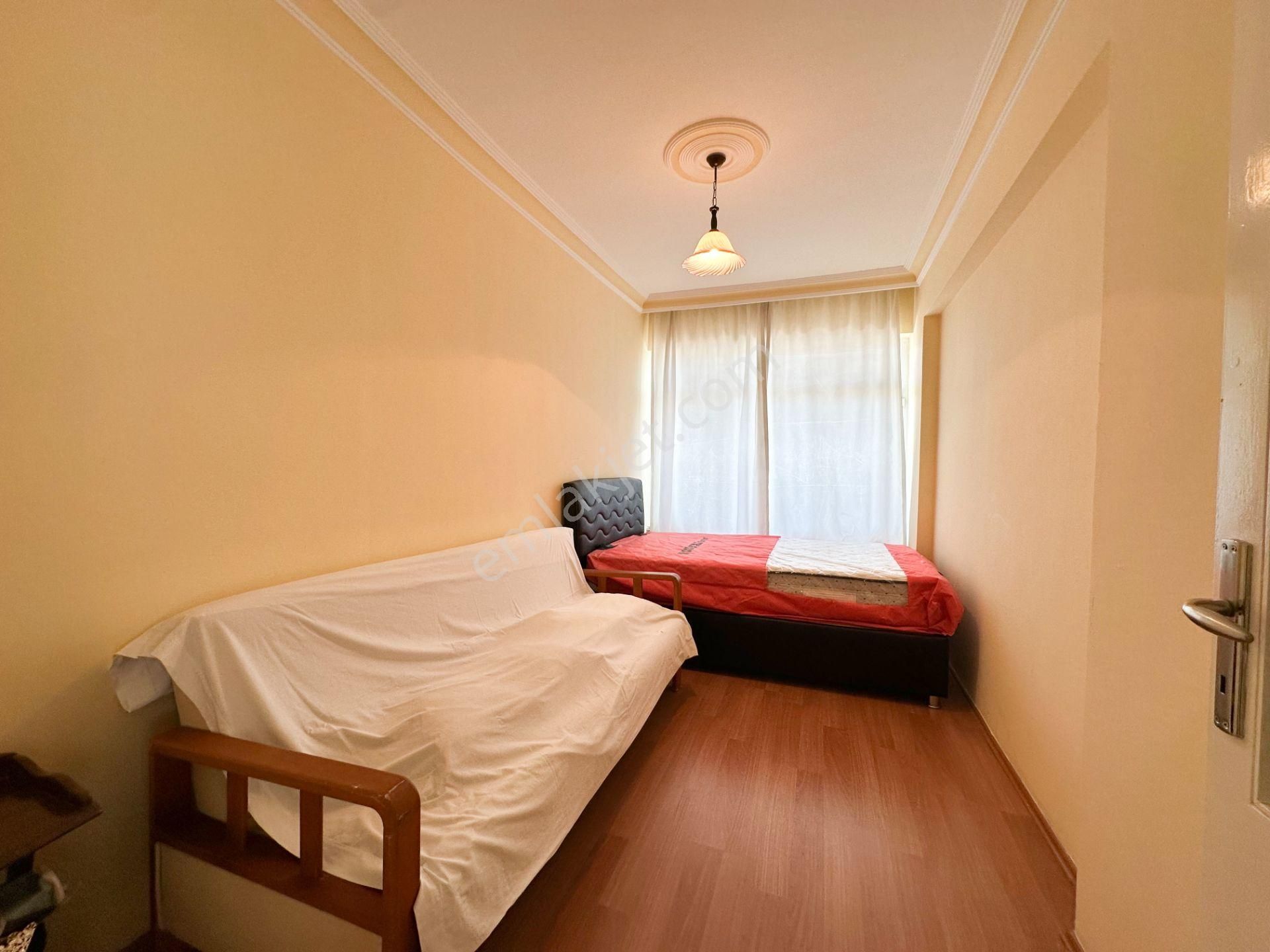 Denize Sıfır Yat Limanı 2+1 Geniş Balkonlu Asansörlü - Görsel 14