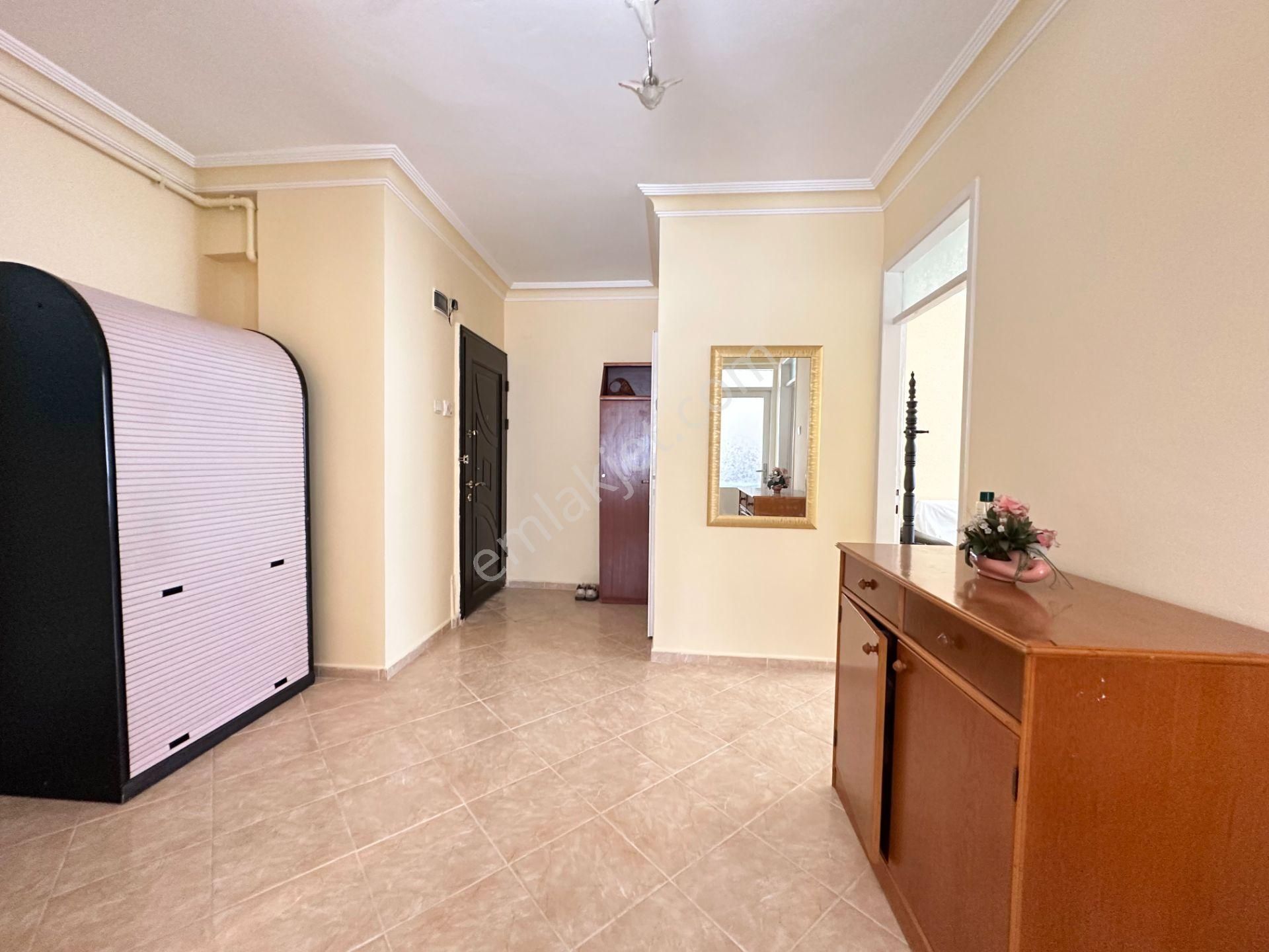 Denize Sıfır Yat Limanı 2+1 Geniş Balkonlu Asansörlü - Görsel 21