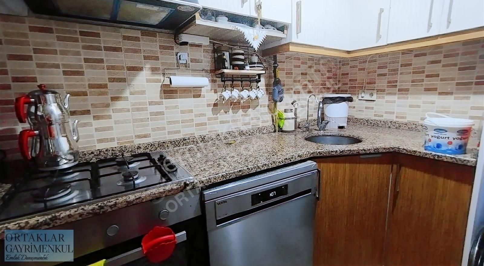 Sancaktepe Sarıgazi'de Kodu Yüksek 3+1 Ters Dublex Balkonlu - Görsel 2