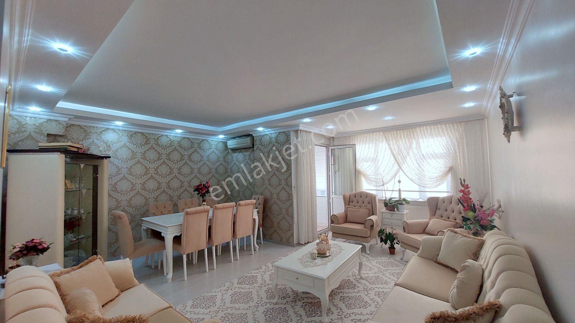 Ersin Emlak İstanbul/asansörlü-içi Ful Yapılı-eşyasız Boş 3+1