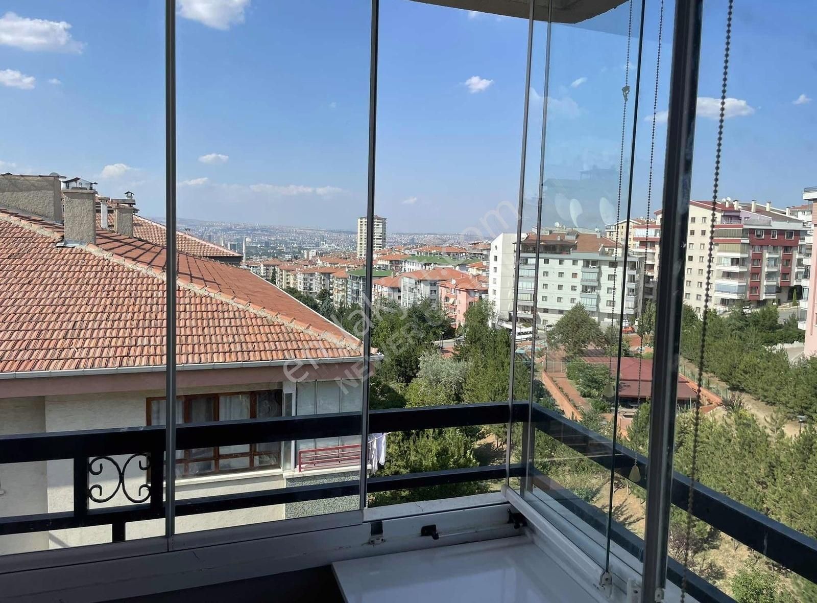 Ata Mahallesi'nde Asansörlü - Manzaralı 3+1 Satılık Daire