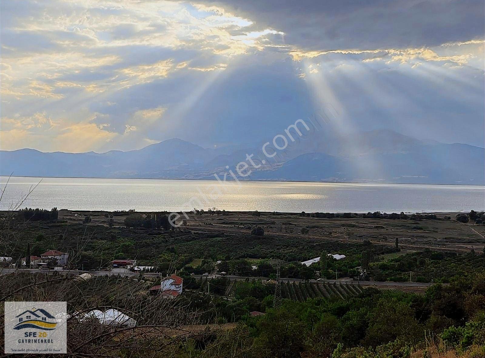 Isparta Eğridir Gölü Manzaralı 2755m2 Yatırımlık Şahane Arazi - Görsel 2