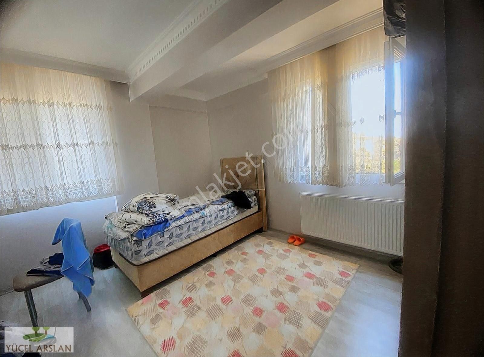 Çiğli'de Günün Fırsatı Kapalı Mutfak 1+1 Satılık D.gazlı Daire - Görsel 5