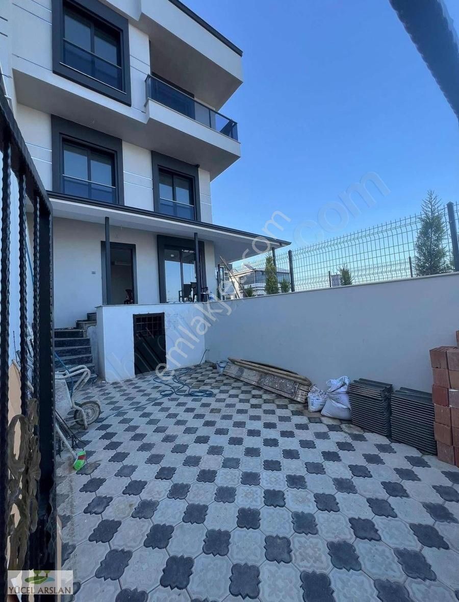 Seferihisar Doğanbey'de Satılık 4+1 Villa Deniz Manzaralı - Görsel 12