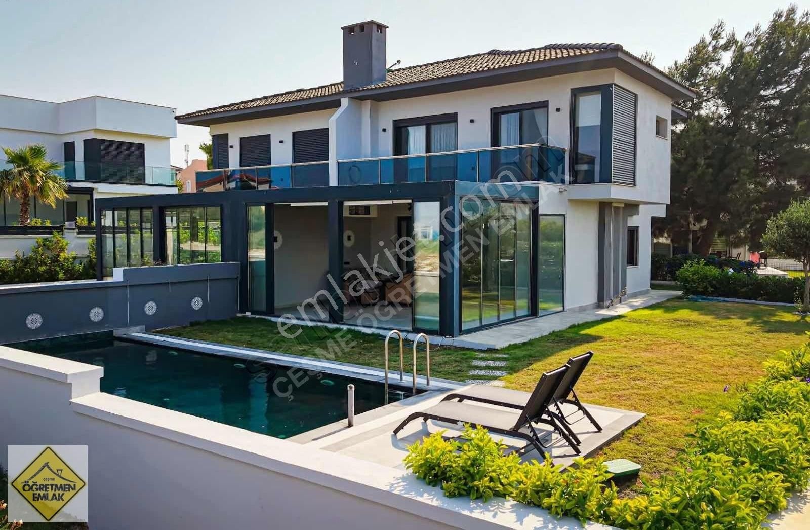 Çeşme Ayasaranda Plaja 650m Uzaklıkta Deniz Manzara Lüks Villa - Görsel 2