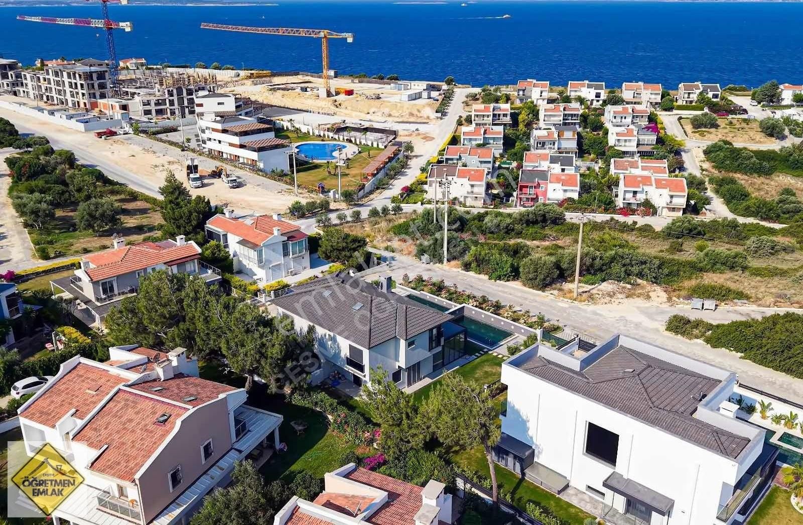 Çeşme Ayasaranda Plaja 650m Uzaklıkta Deniz Manzara Lüks Villa - Görsel 18