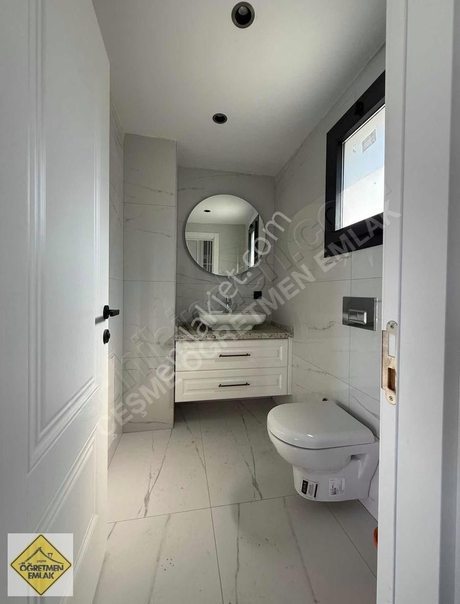 Çeşme Germiyanda Plaj Yanı Başında Deniz Manzaral Müstakil Villa - Görsel 31