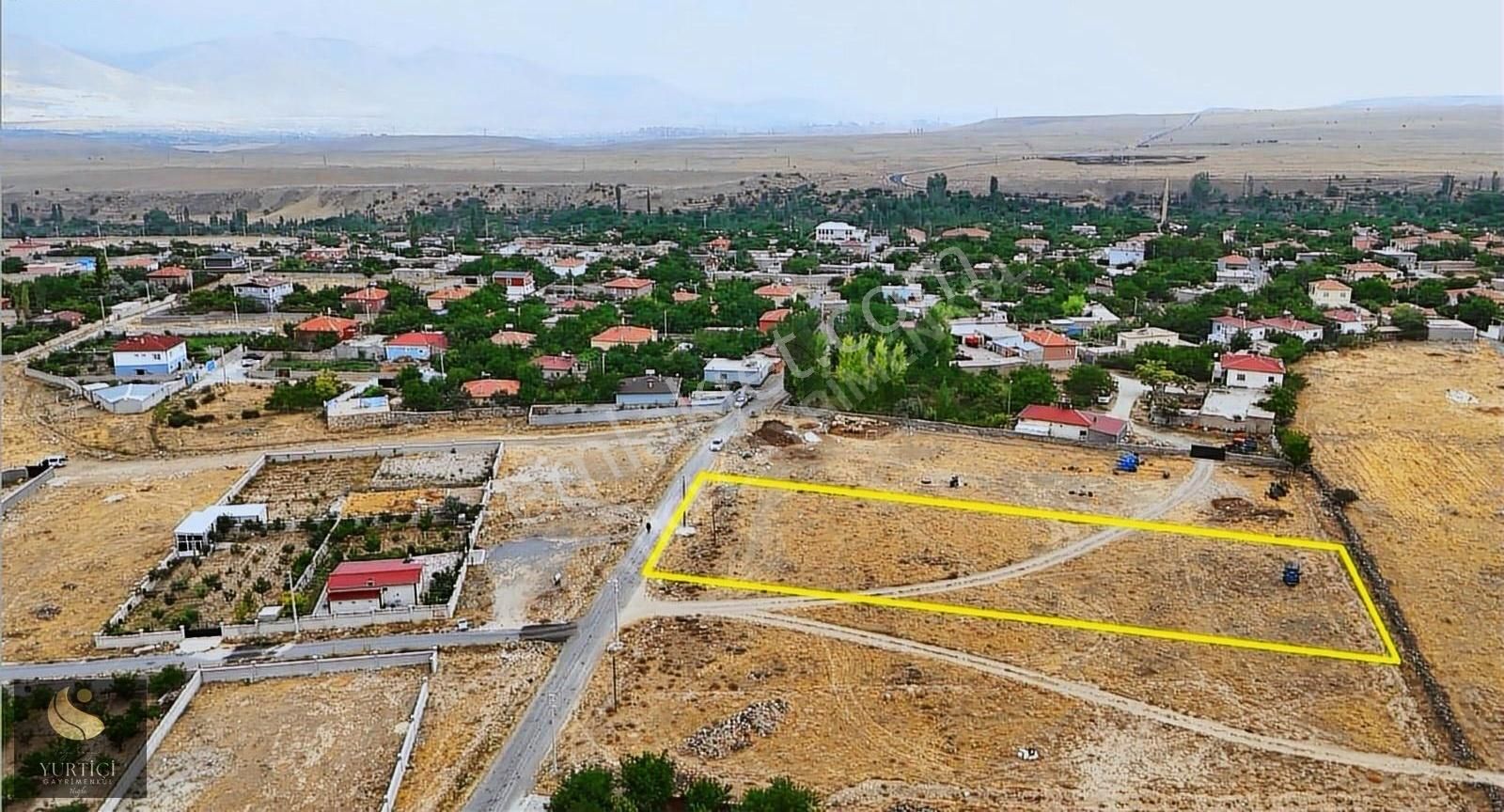 Yurtiçi Gayrimenkul Güllüce'de 1.500m² Villalık Ve Yatırımlık
