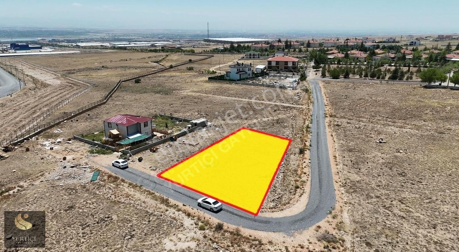 Yurtiçi Gayrimenkul Koyunlu 'da 597m² Manzaralı Köşe Parsel Arsa