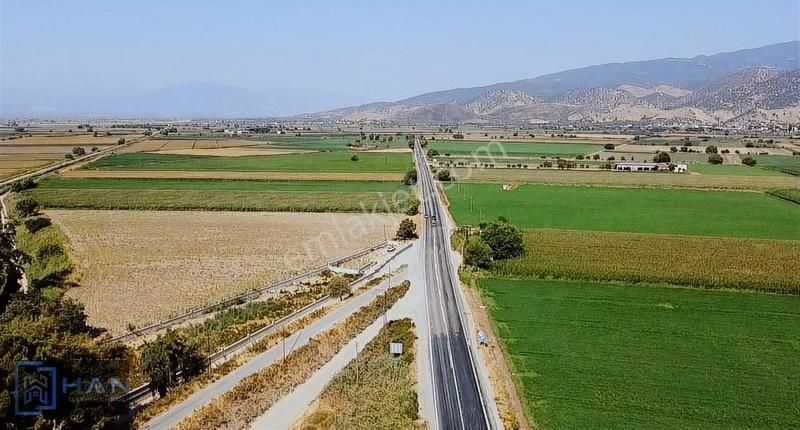 Nazilli - Bozdoğan Anayolu Üzerinde Köşe Konumlu 2.636 M2 Tarla
