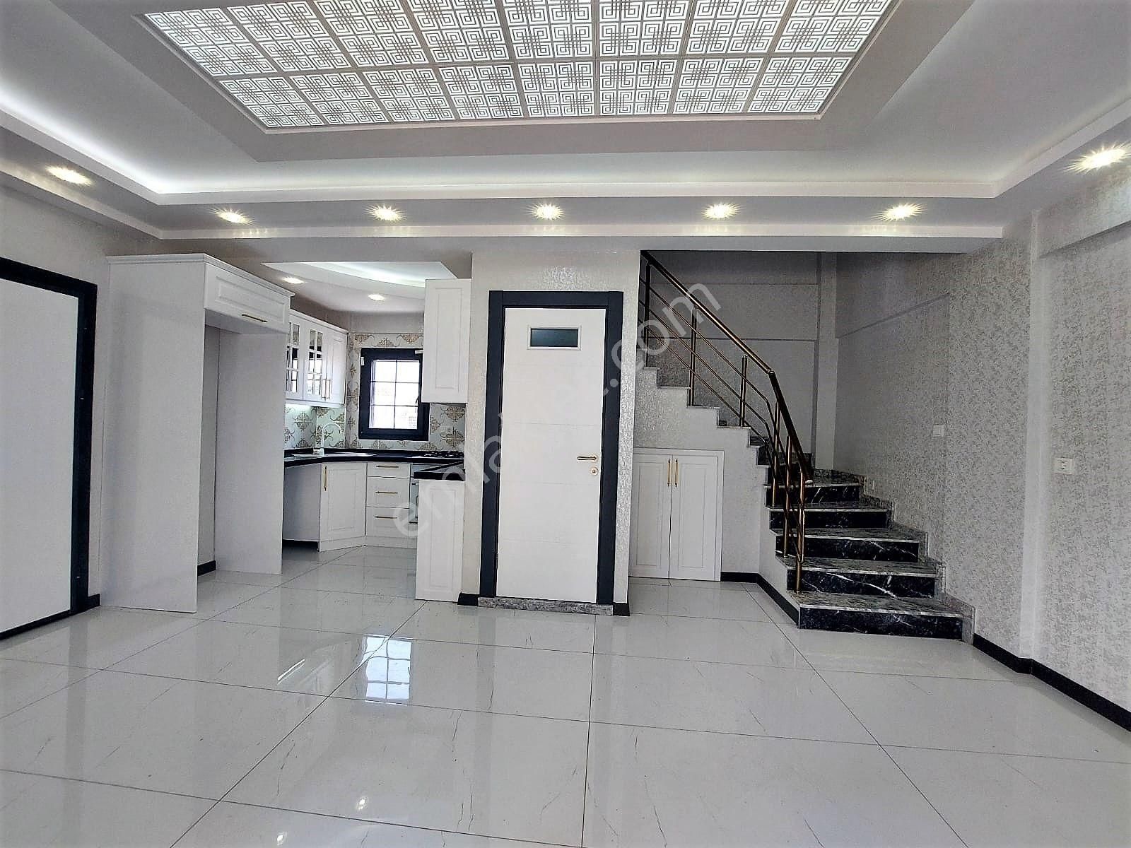 İzmir Menderes Gümüldür De Satılık Denize Çok Yakın Lüks Yazlık 3+1 - Görsel 13