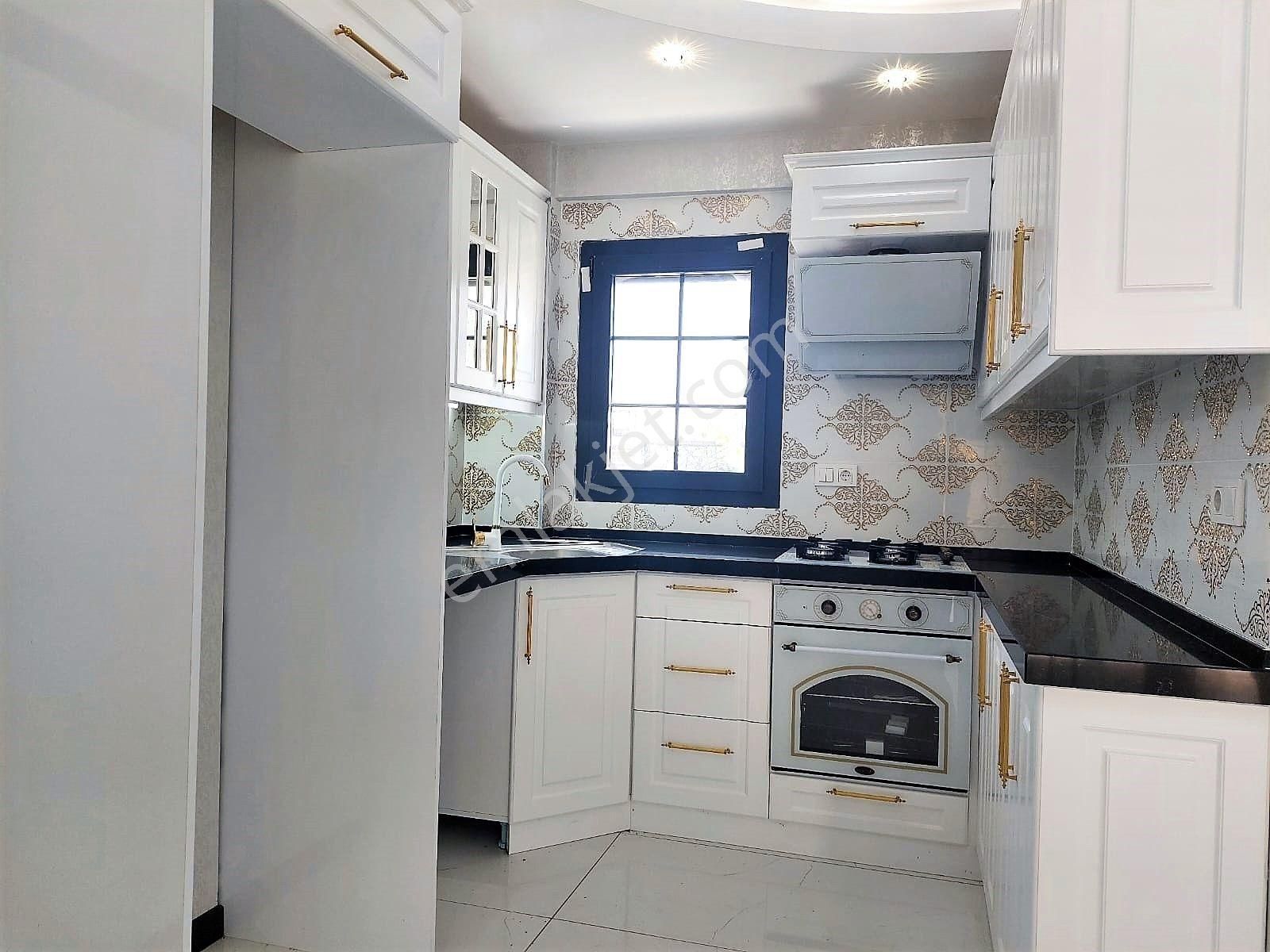 İzmir Menderes Gümüldür De Satılık Denize Çok Yakın Lüks Yazlık 3+1 - Görsel 16