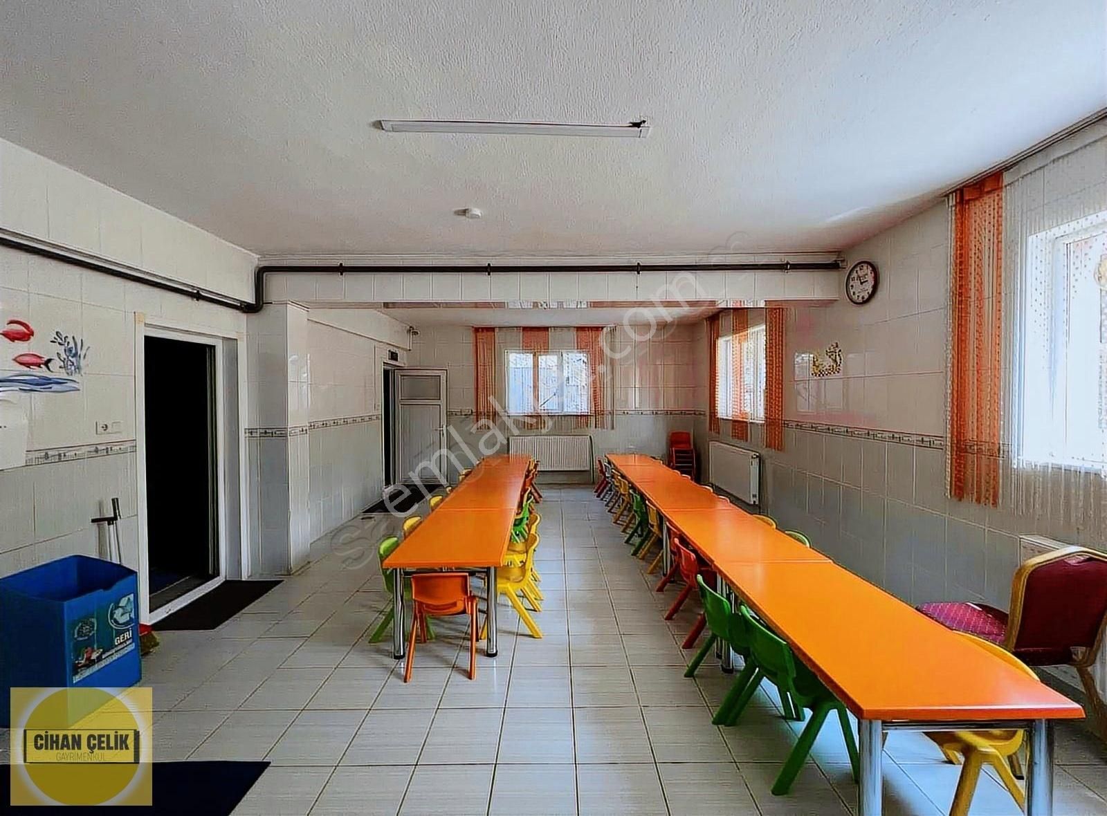Cihan Çelikten Stadyumun Yanında Kreş-dershane-rehabiltasyon