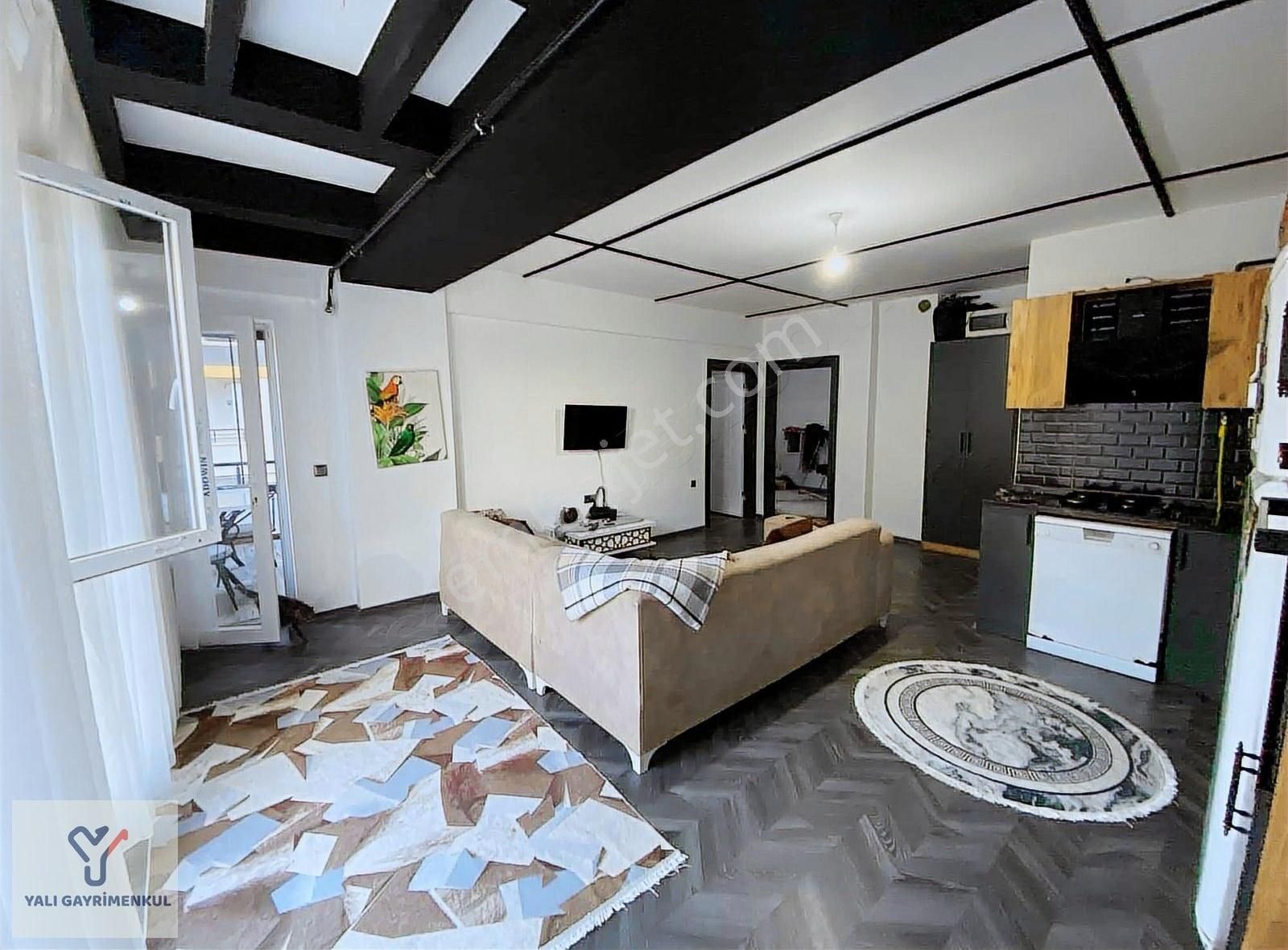 Yalı Gayrimenkul | Havuzlu Sitede Satılık Fırsat 2+1 Daire - Görsel 3