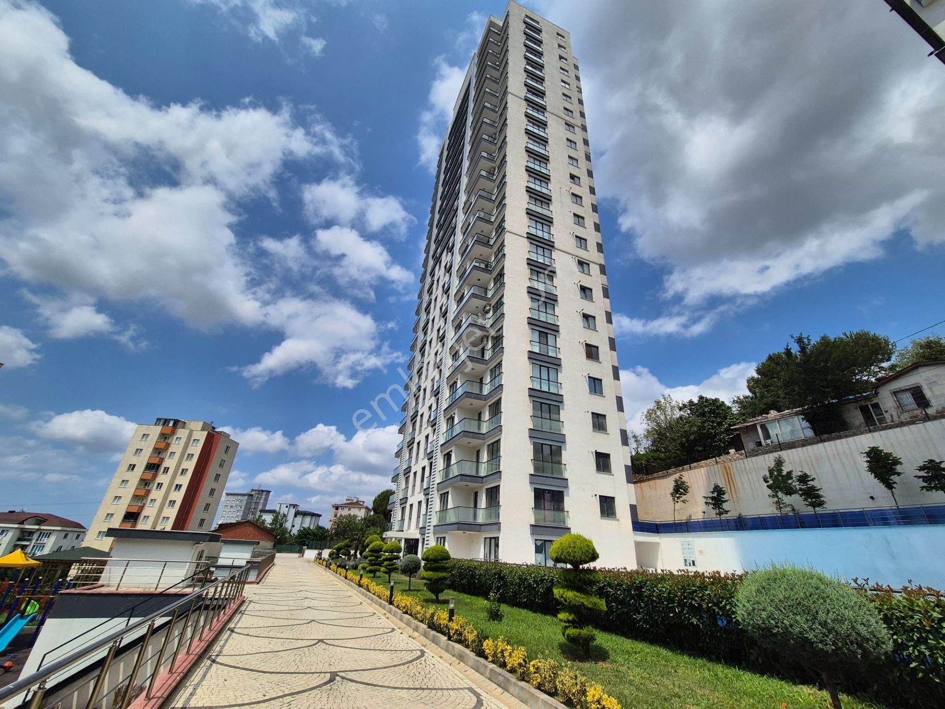 Şehri Deniz Kartal Deniz Ve Şehir Manzaralı 1+1 Kiralık Daire