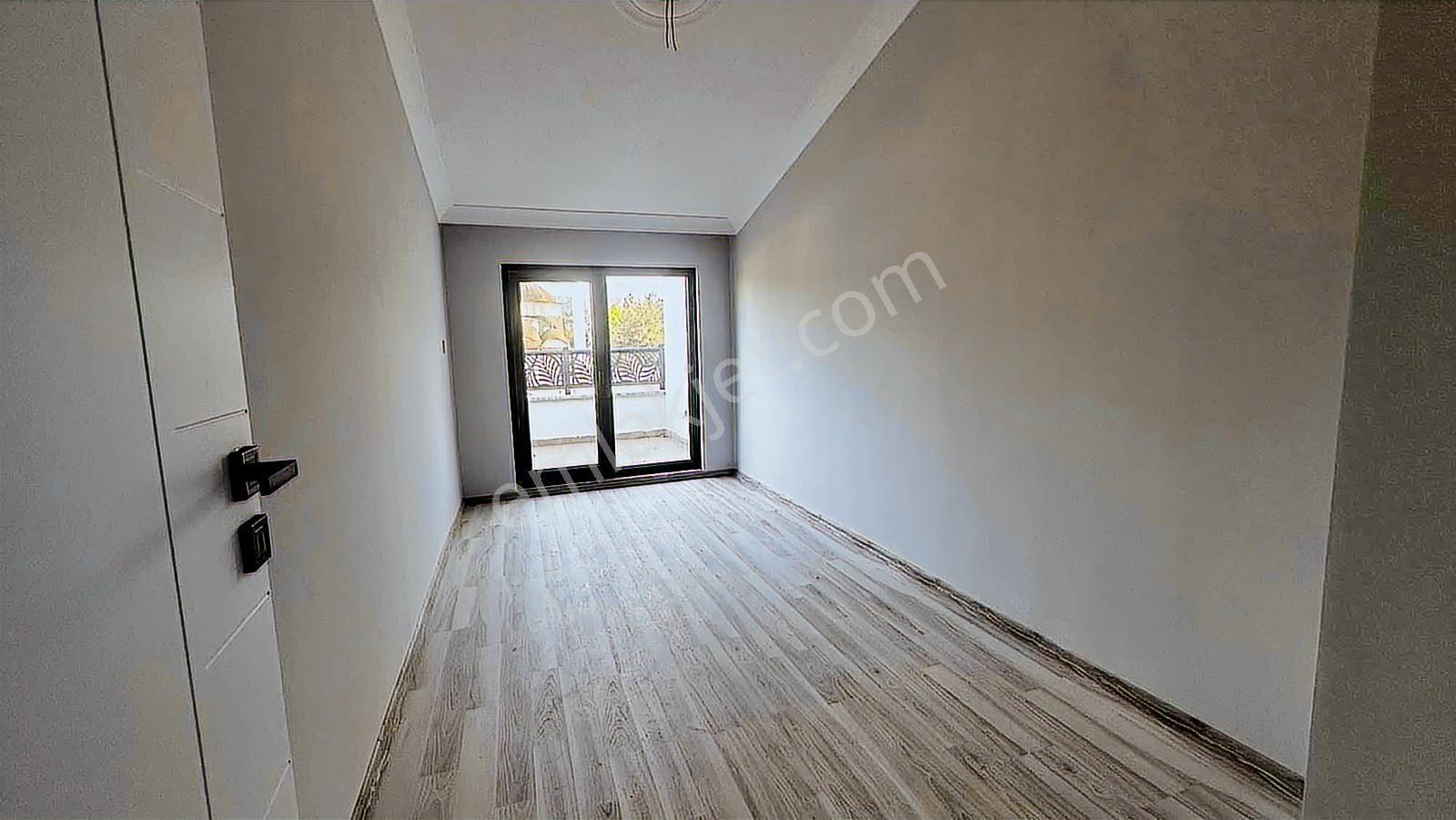 True Life'tan Fatih'te 165m2 Ferah 3+1 Satılık Çatı Dubleks - Görsel 11