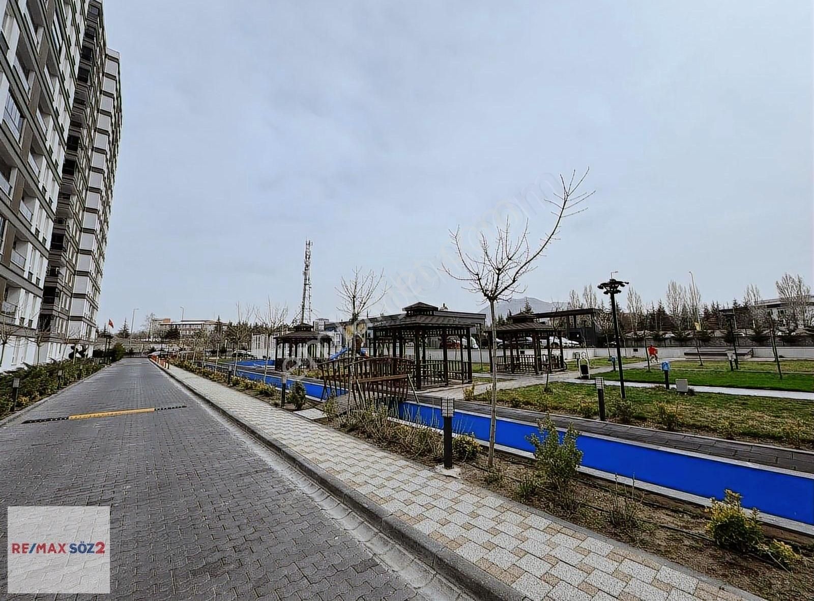 Arven Mahal Satılık 3+1 Emsalsiz Site İçinde Daire
