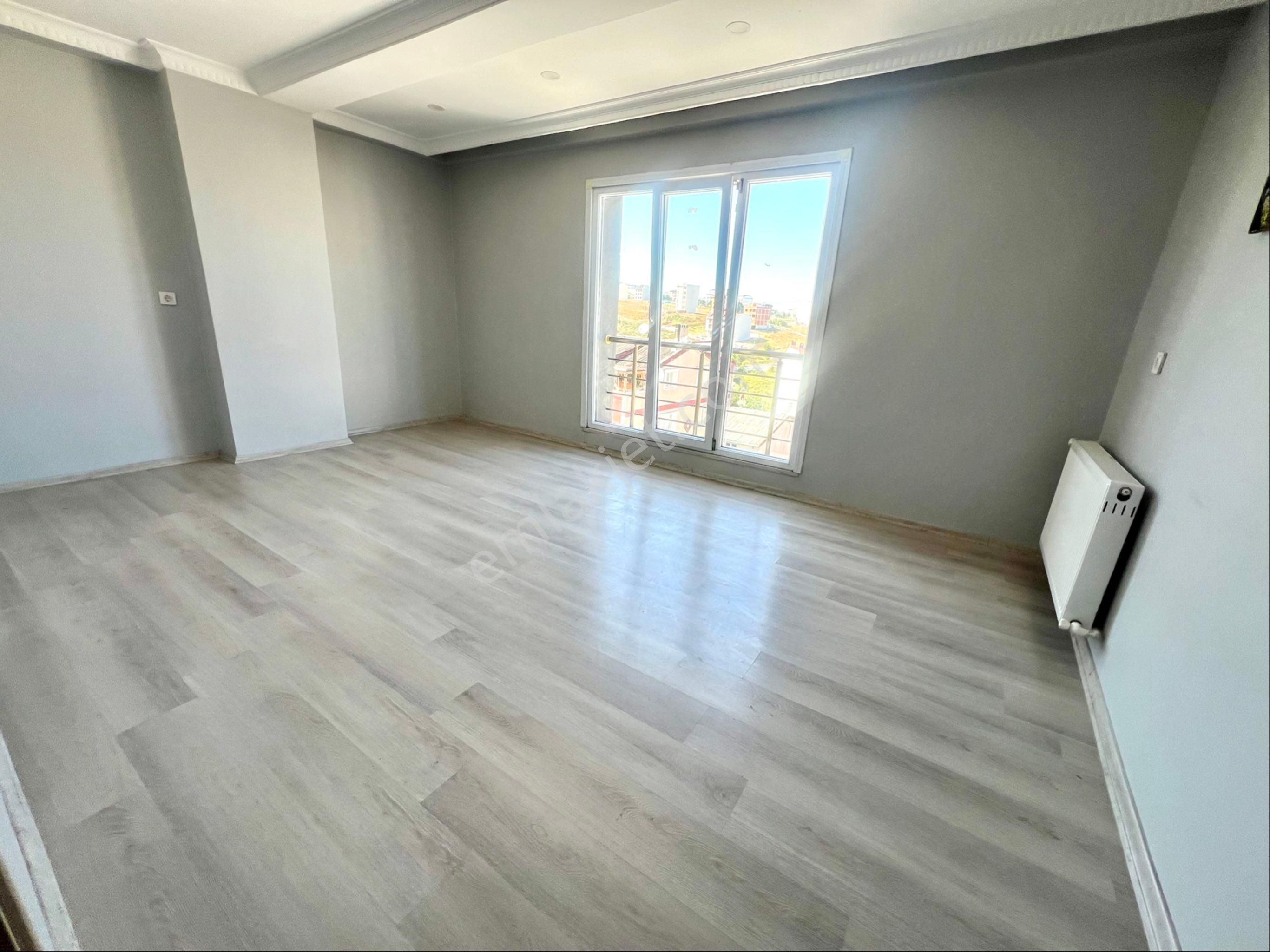 Arnavutköy İslambey Mahallesi 2+1 100 Metre Arakat Lüx Daire