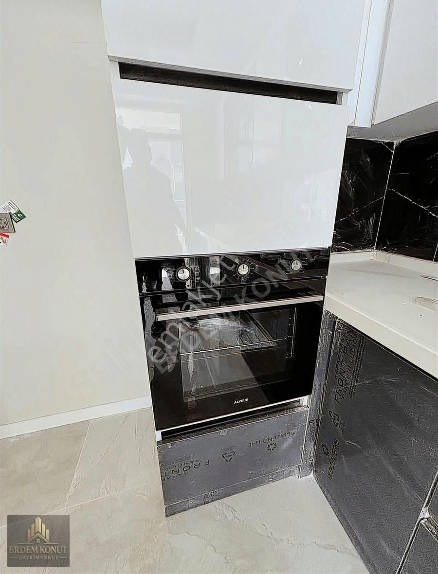 Karatay Emirgazi Mah. 2+1 Ara Kat Sıfır Daire - Görsel 14