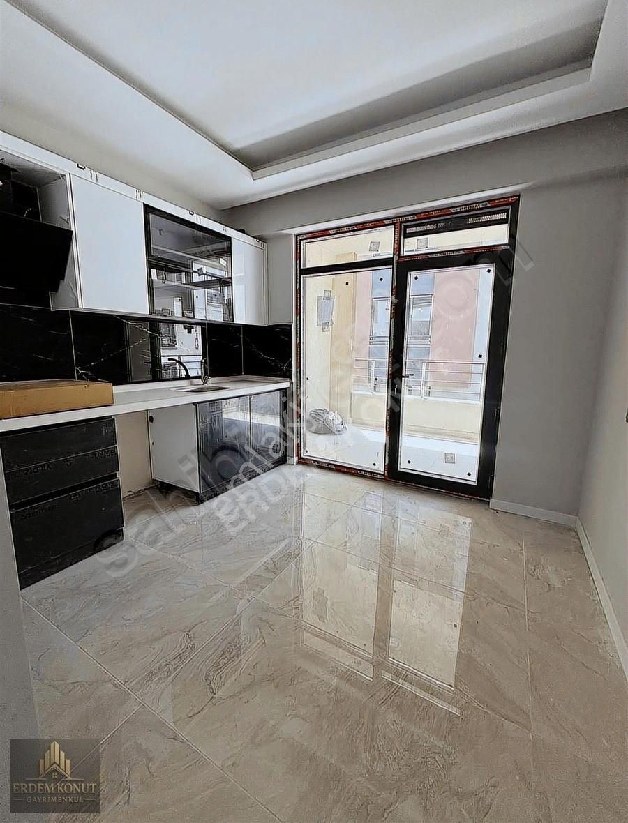 Karatay Emirgazi Mah. 2+1 Ara Kat Sıfır Daire - Görsel 33