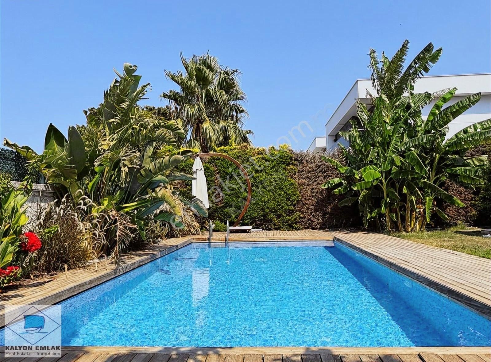 Alaçatı Göbenede Satılık Köşe Konumlu Tam Müstakil Havuzlu Villa - Görsel 12