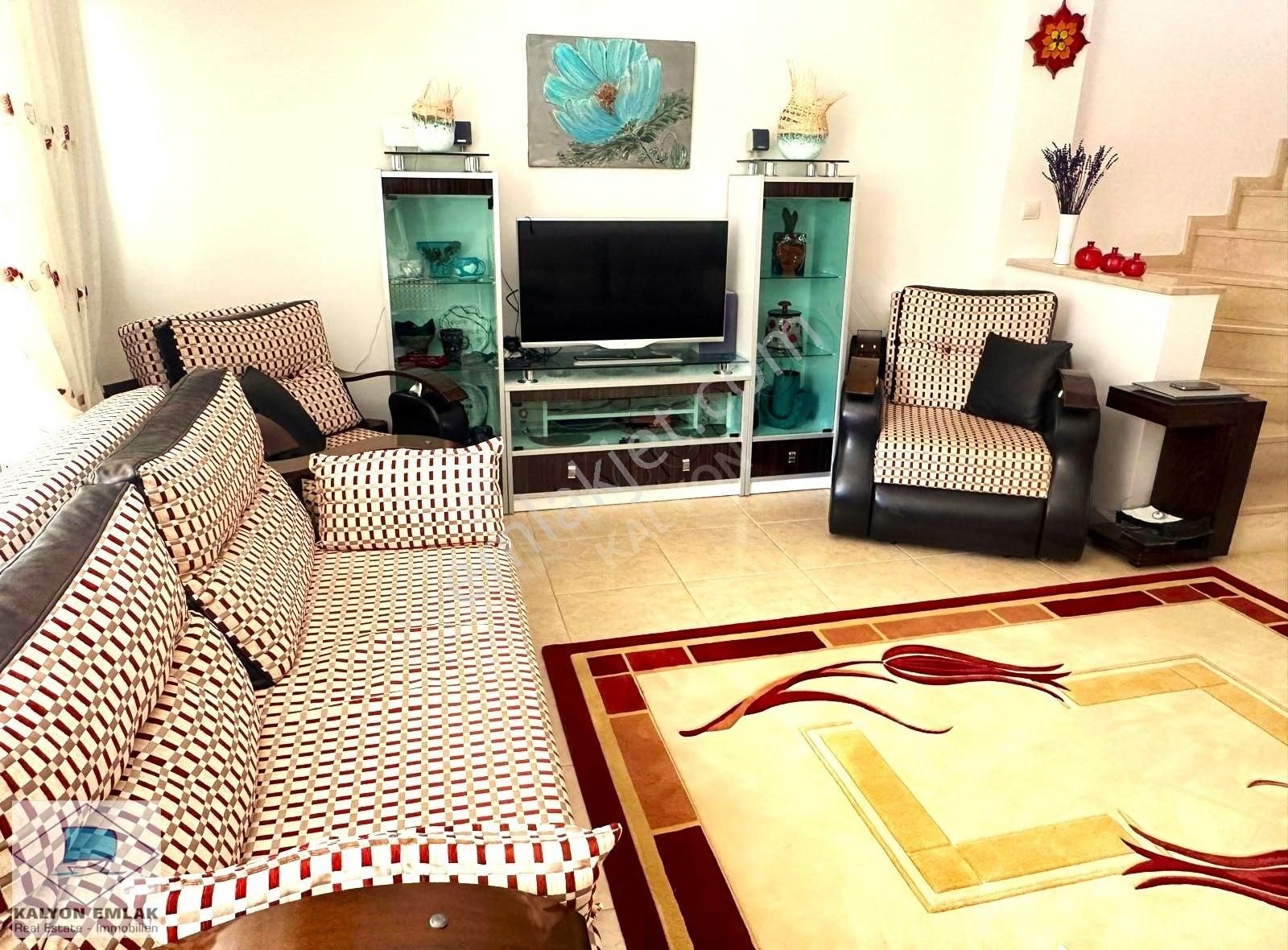 Çeşme Alaçatı Göbenede Satılık Çamlıkyola Yüz Metre Bahçeli Vila - Görsel 23