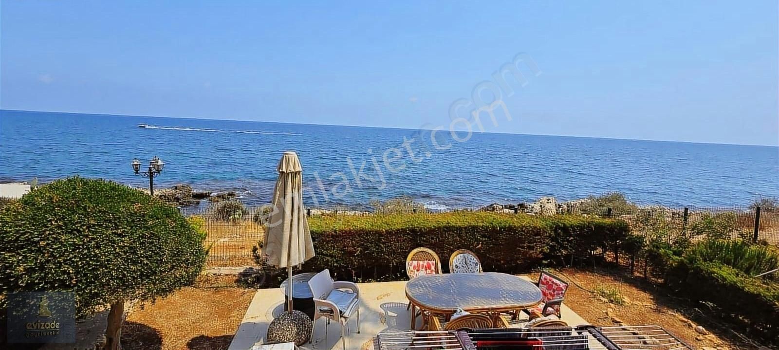 Mersin Erdemli Ayaş Satılık Denize Sıfır 110 Metrekare 1+1 Daire