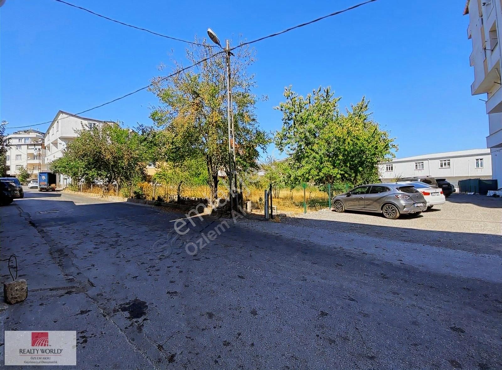 Özlem Aksu..çekmeköy Ekşioğlu Mah Satılık İmarlı 1047 M2 Arsa - Görsel 2